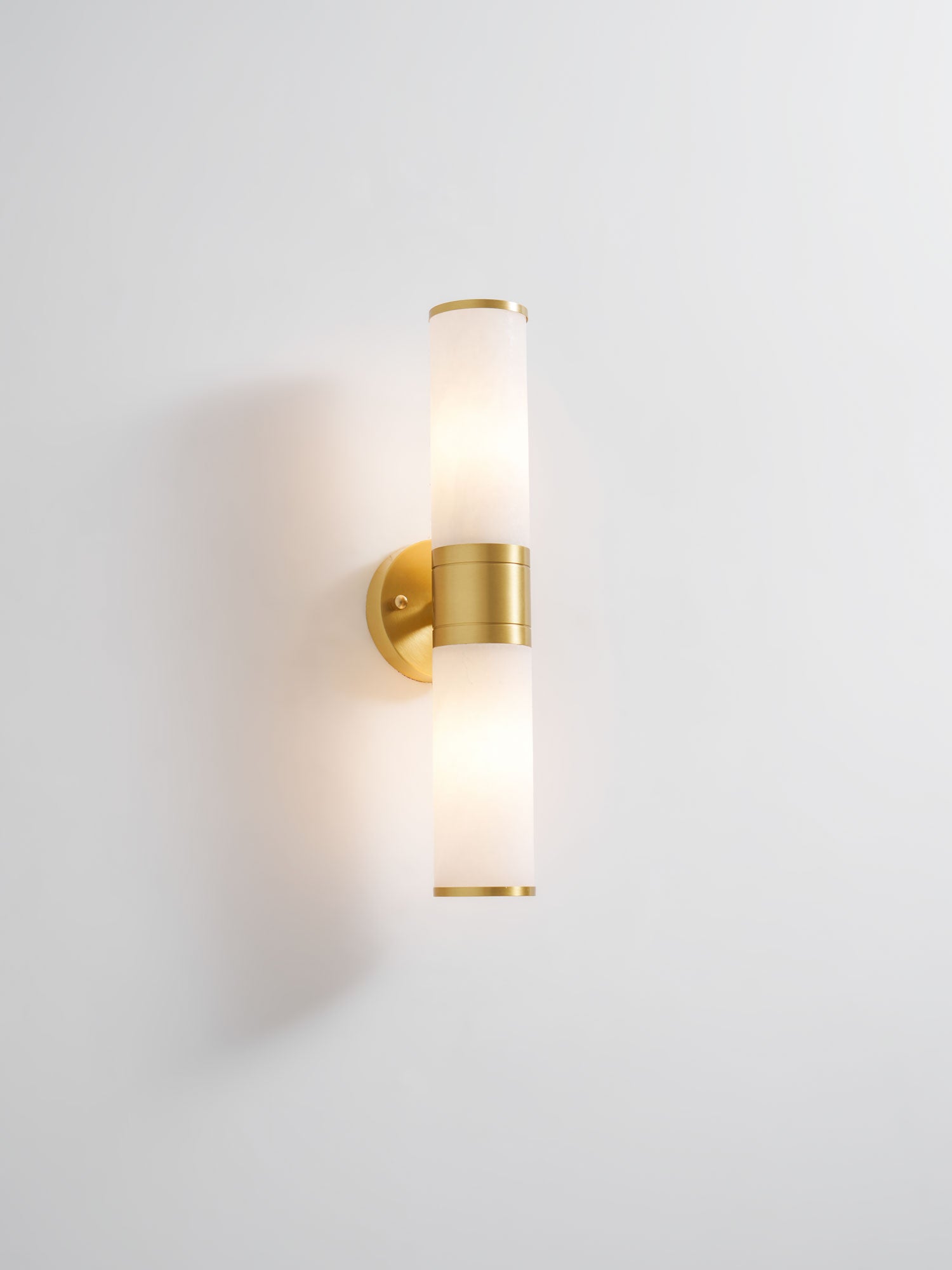 Kaia Minimalist Alabaster Wall Lamp - Blowlighting