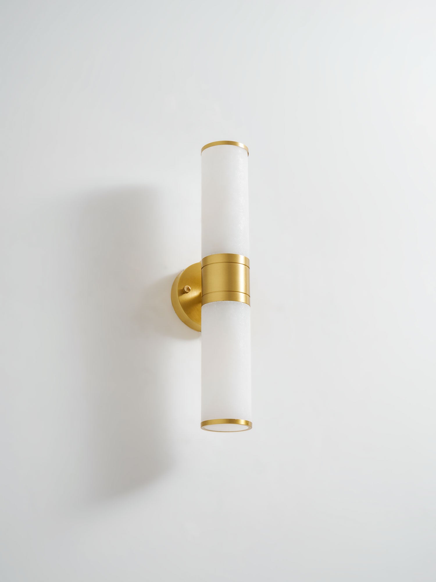 Kaia Minimalist Alabaster Wall Lamp - Blowlighting