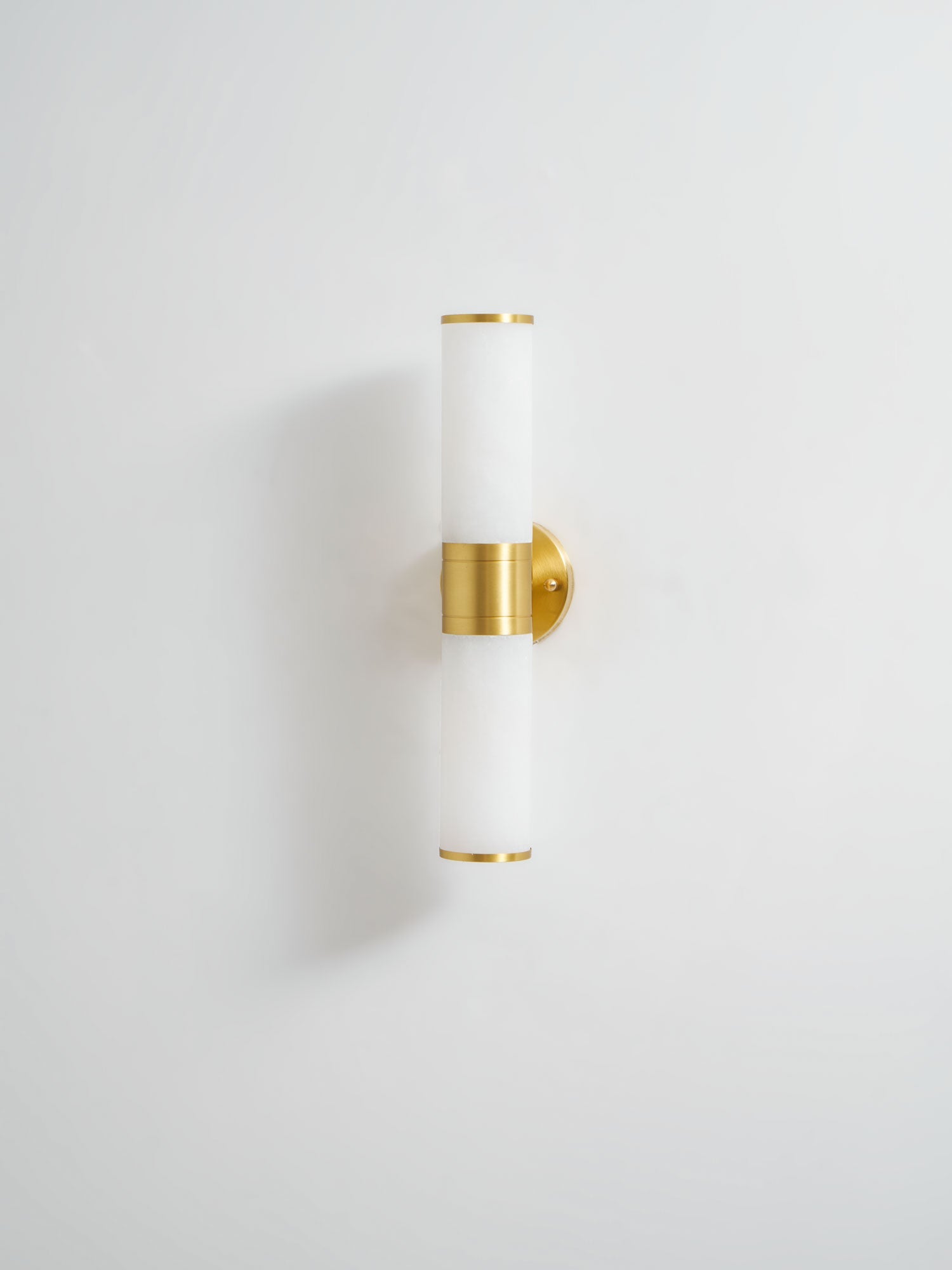 Kaia Minimalist Alabaster Wall Lamp - Blowlighting