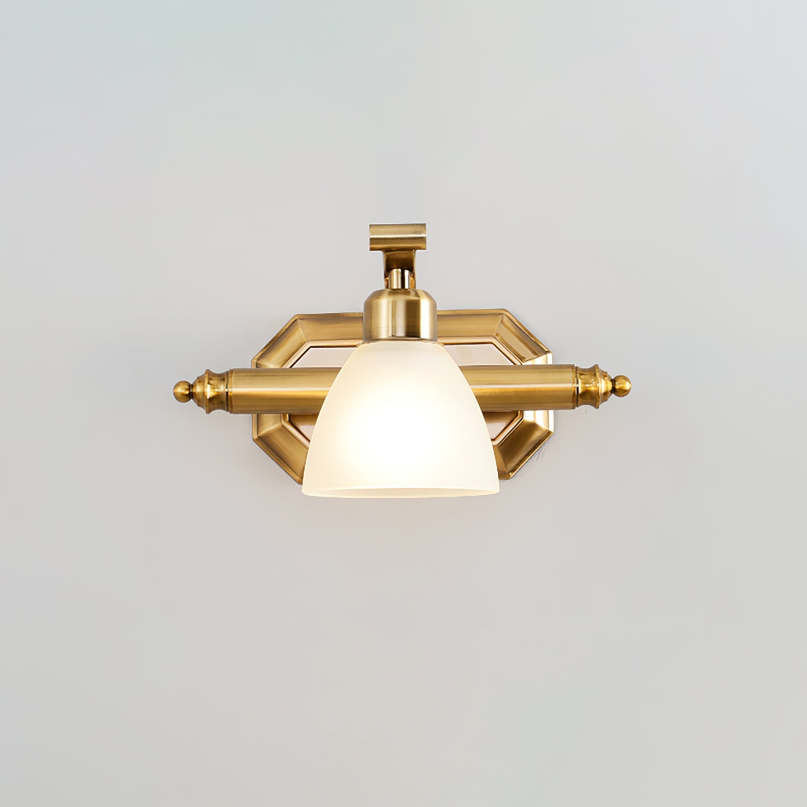 Lana Classic Bath Wall Light - Blowlighting