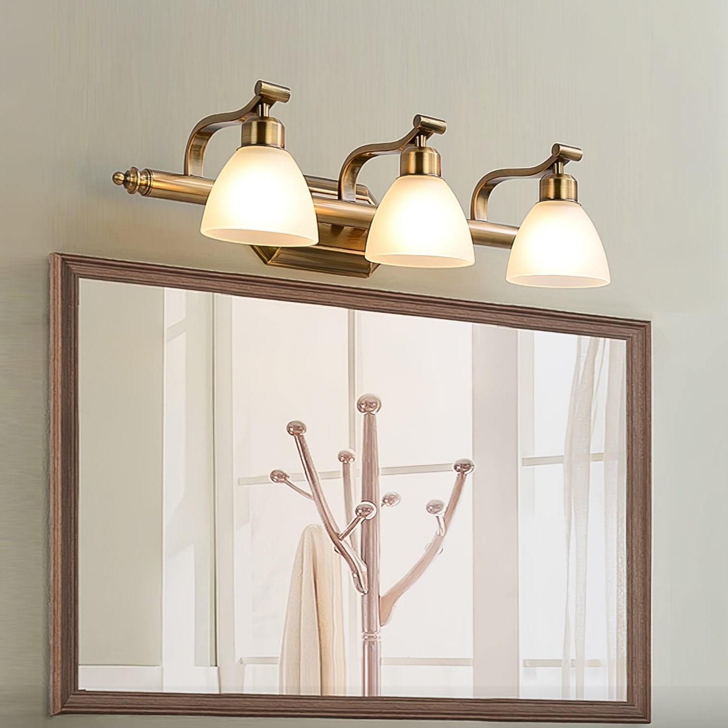 Lana Classic Bath Wall Light - Blowlighting