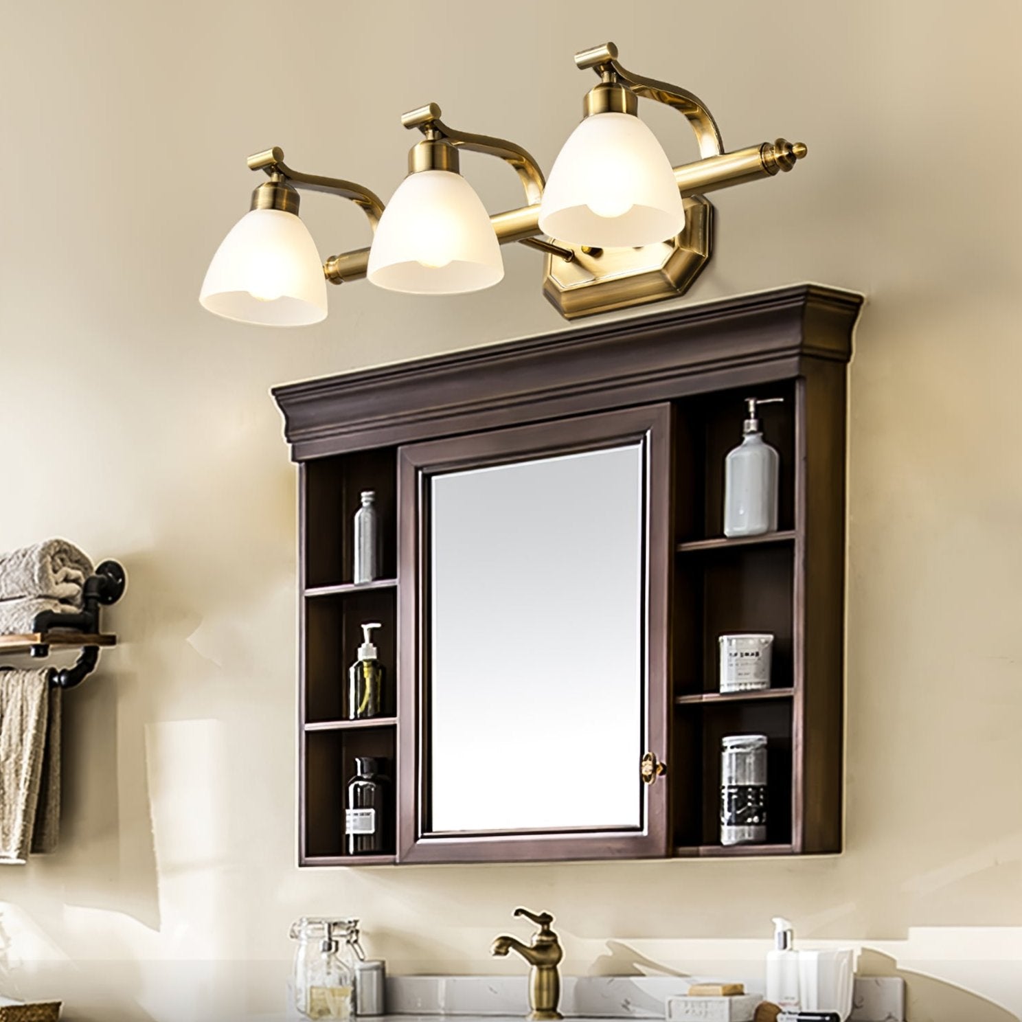 Lana Classic Bath Wall Light - Blowlighting