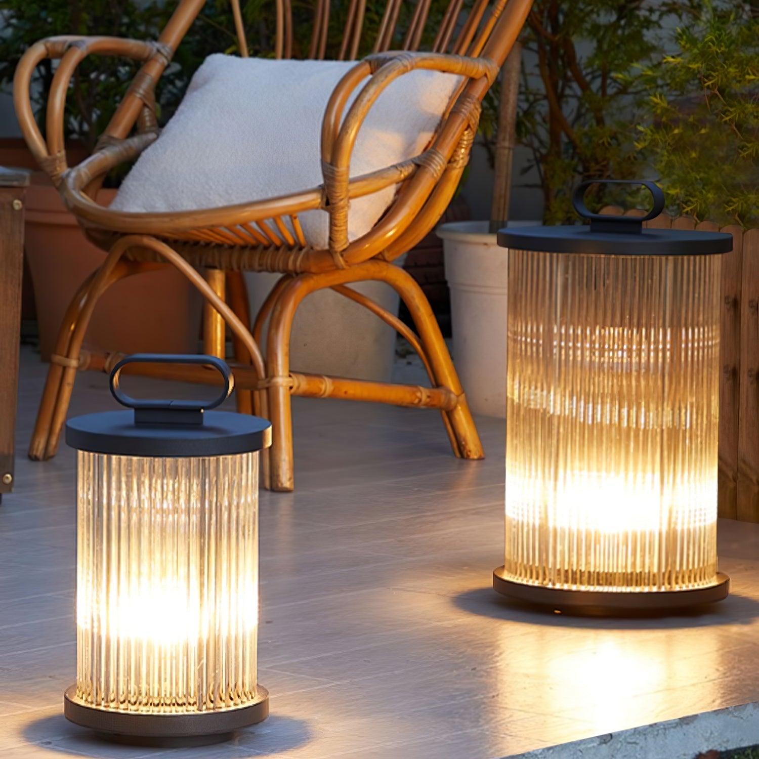 Lantern Garden Solar Outdoor Light - Blowlighting