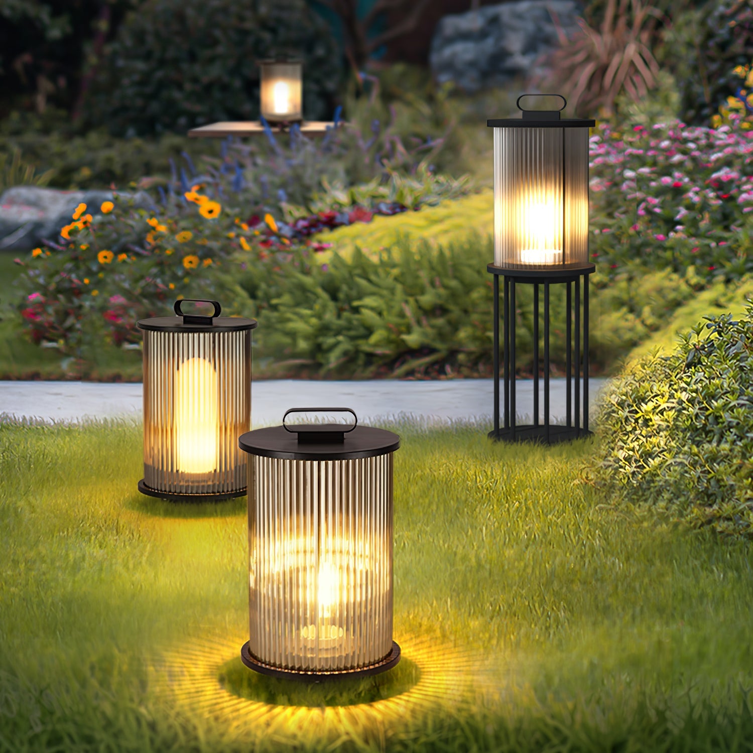 Lantern Garden Solar Outdoor Light - Blowlighting