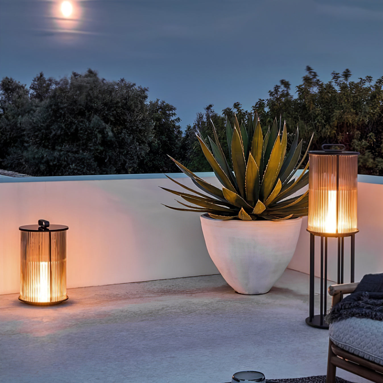 Lantern Garden Solar Outdoor Light - Blowlighting