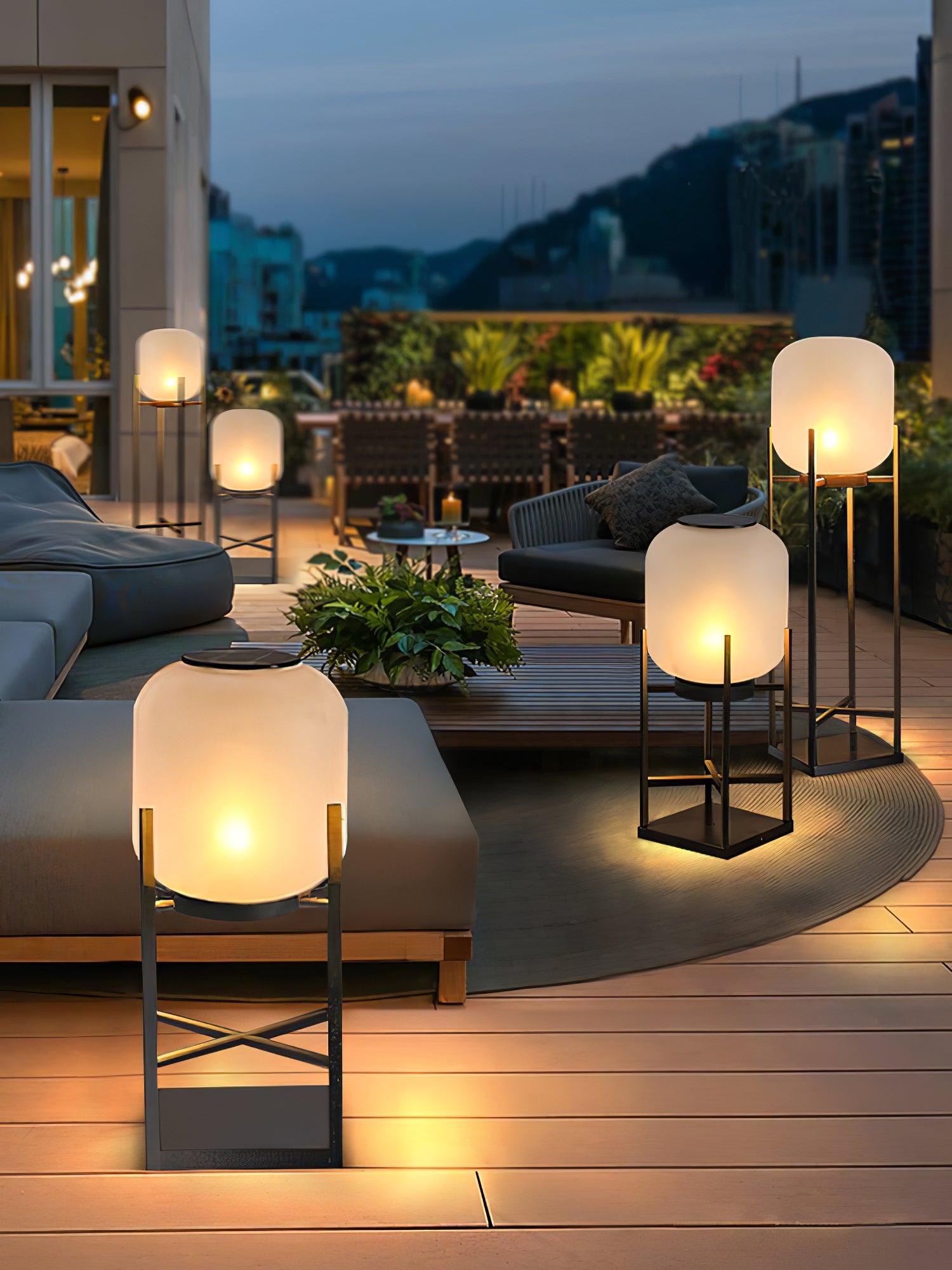 Lantern Outdoor Solar Floor Lamp - Blowlighting