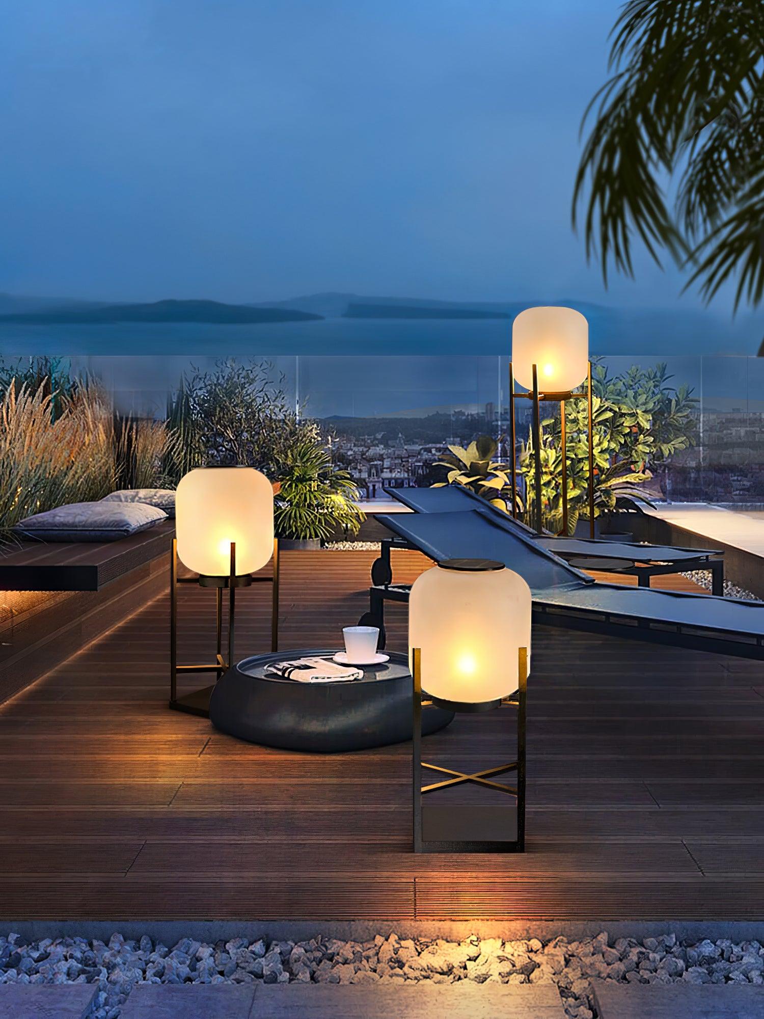 Lantern Outdoor Solar Floor Lamp - Blowlighting