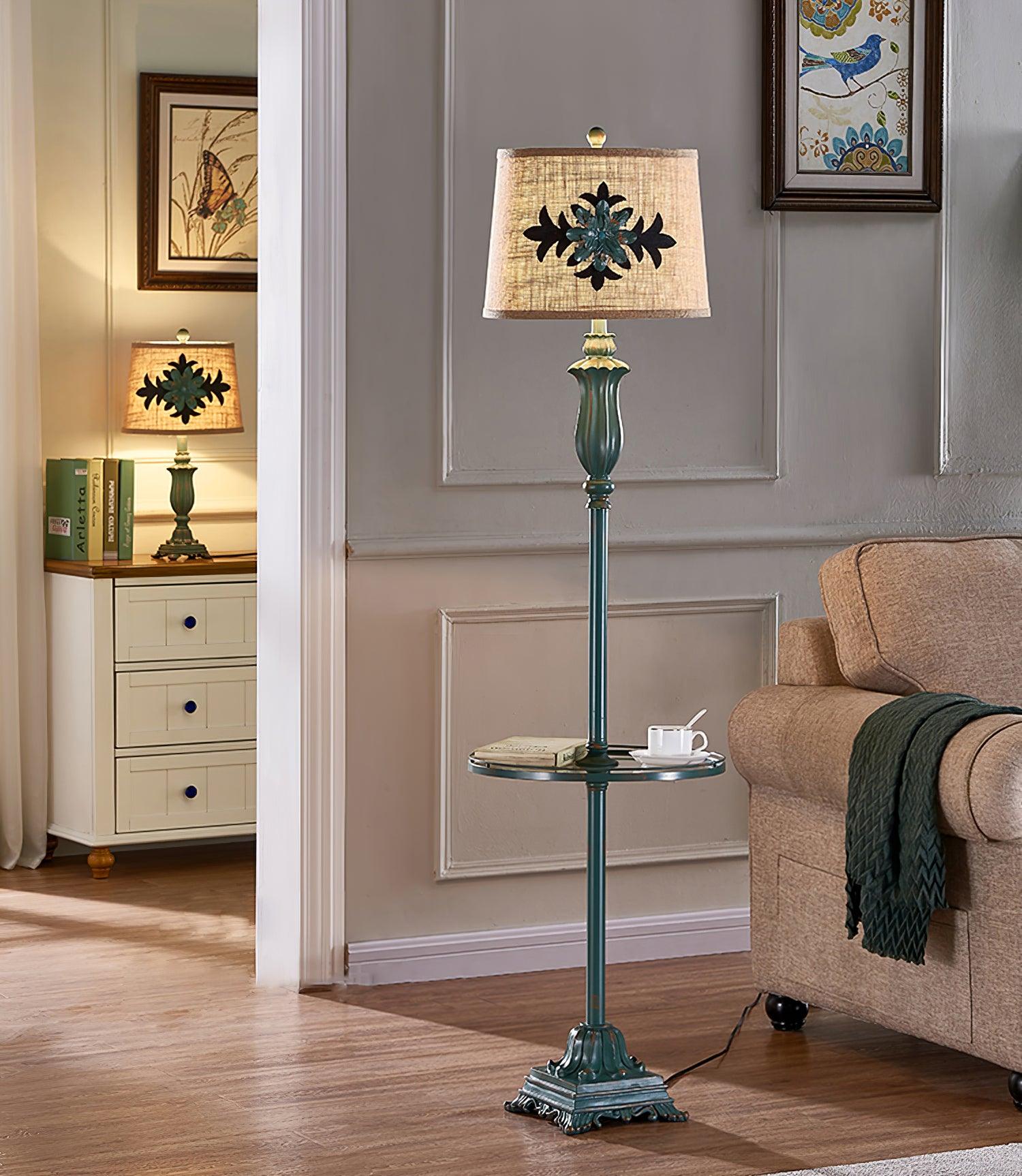 Lark Floor Lamp - Blowlighting