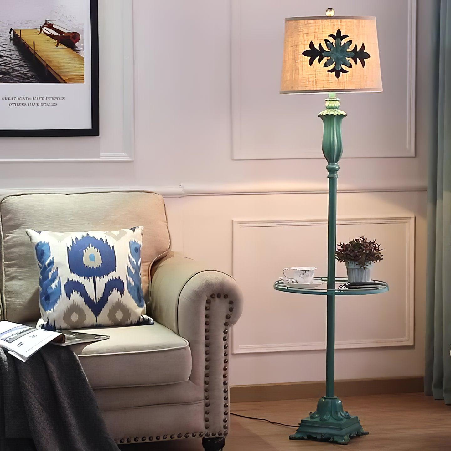 Lark Floor Lamp - Blowlighting