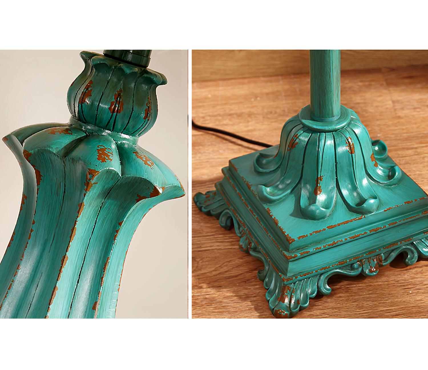 Lark Floor Lamp - Blowlighting
