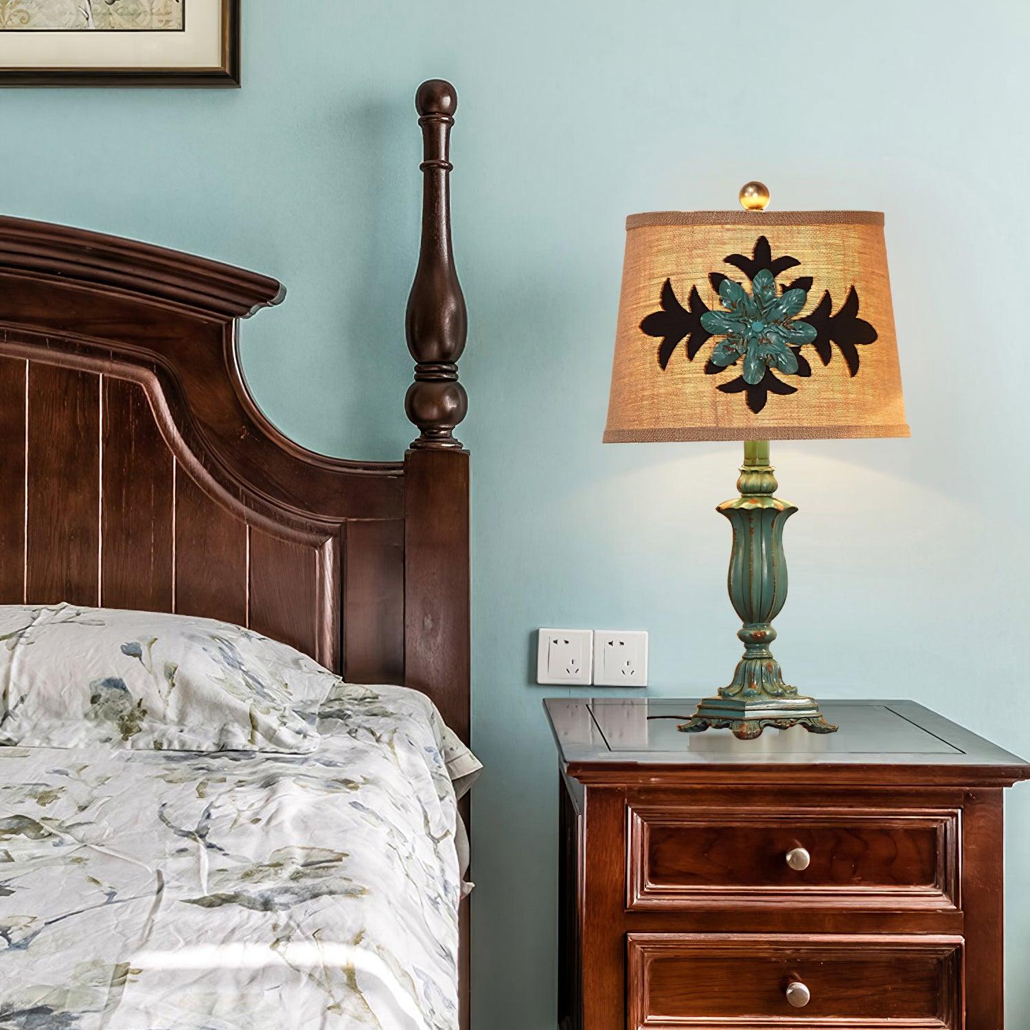 Lark Table Lamp - Blowlighting