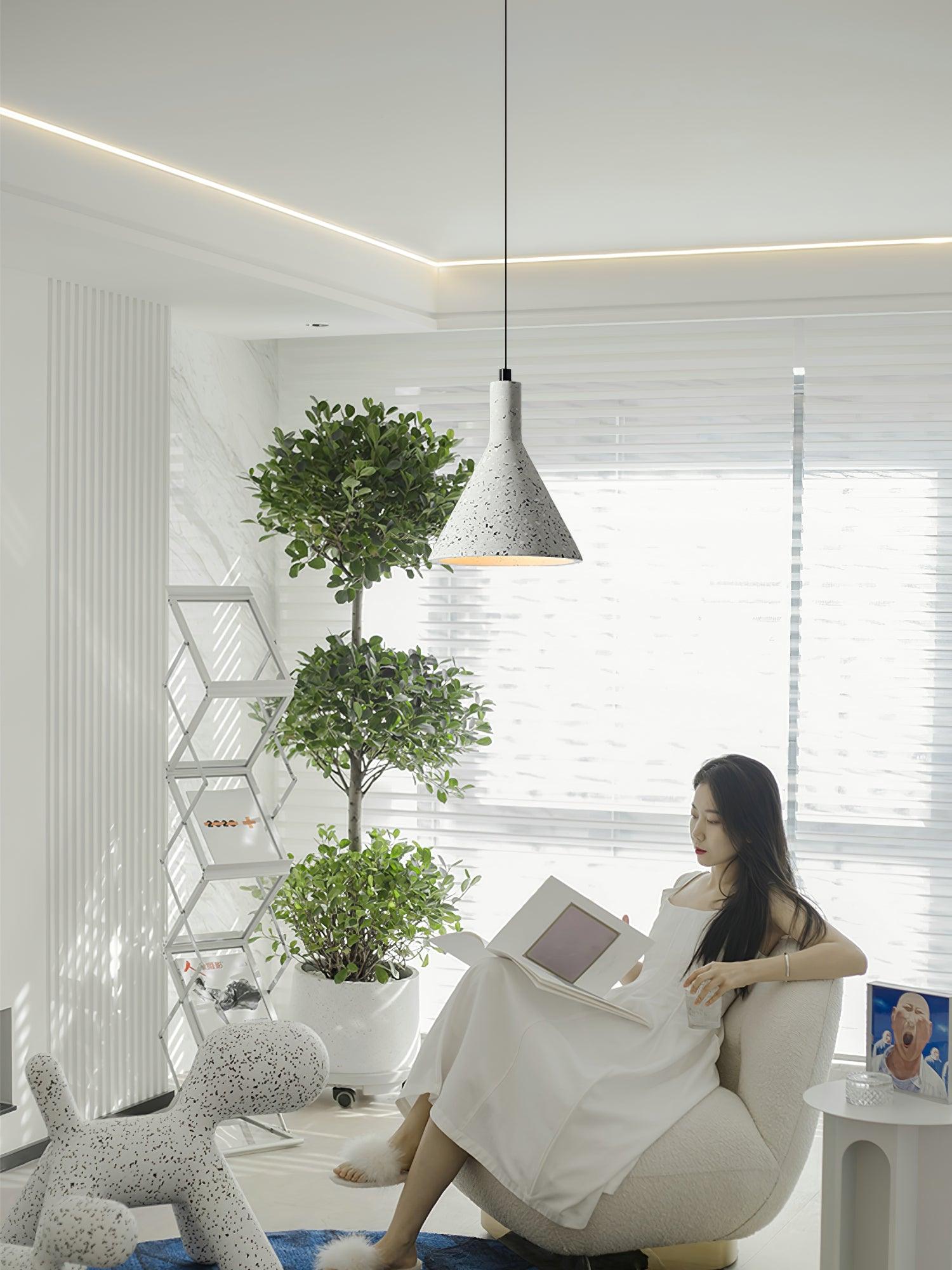Aurshaor Minimalist Concrete Pendant Light - Blowlighting