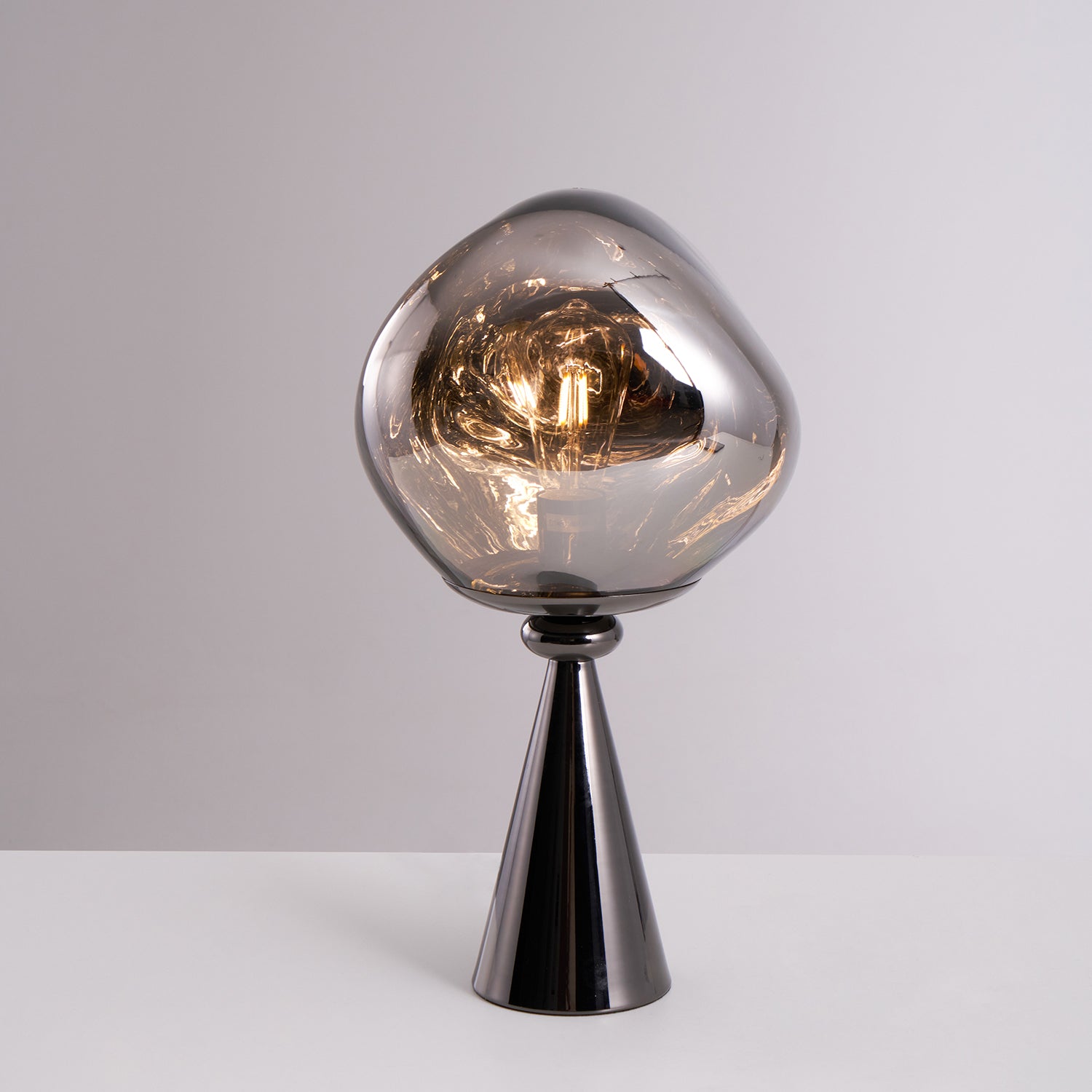 Lava Cone Table Lamp - Blowlighting