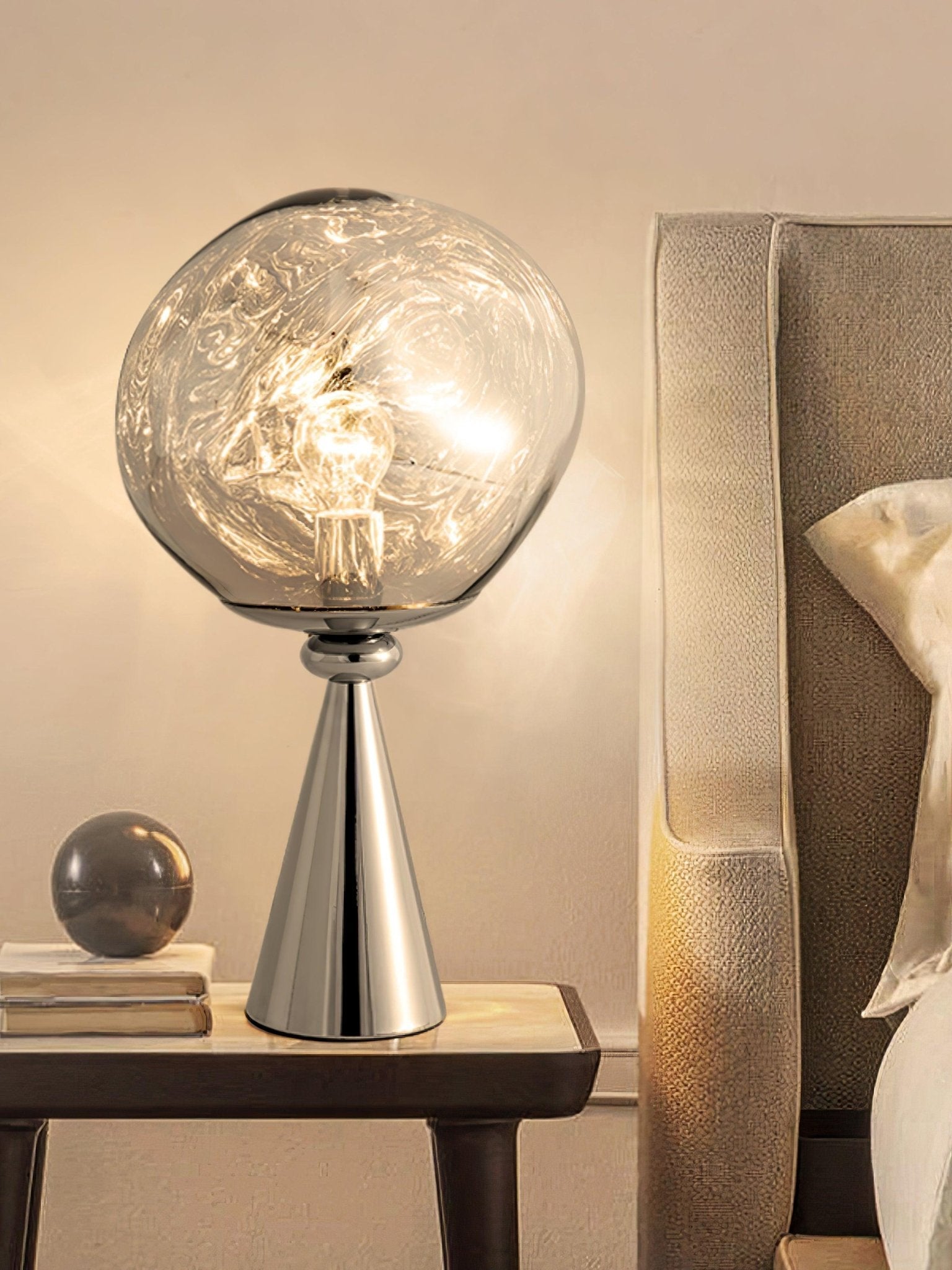 Lava Cone Table Lamp - Blowlighting