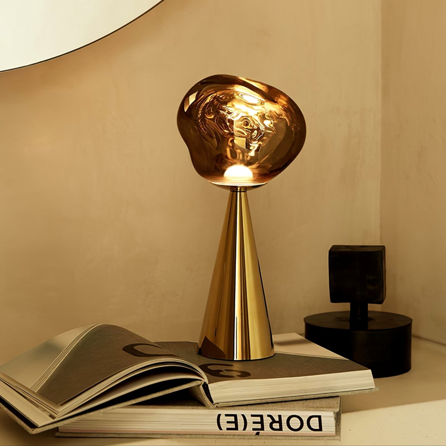 Lava Rechargeable Table Lamp - Blowlighting