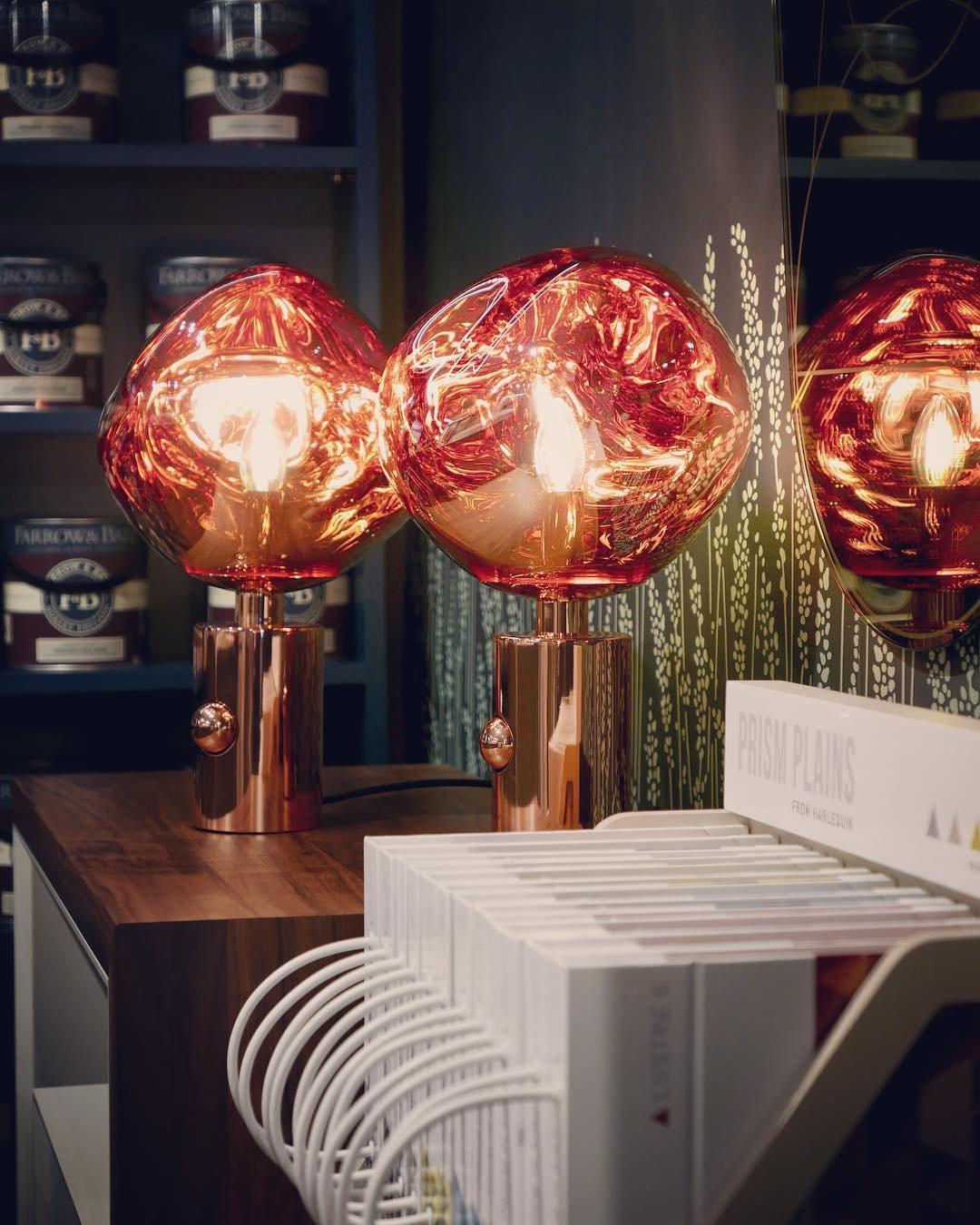 Lava Table Lamp - Blowlighting