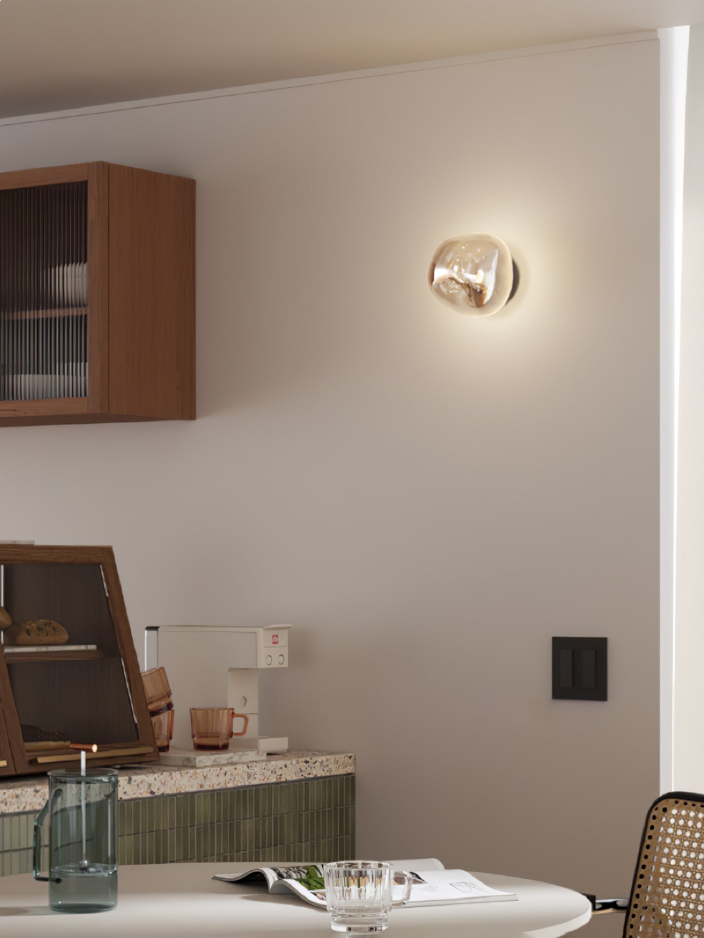 Lava Plug-in Wall Lamp - Blowlighting