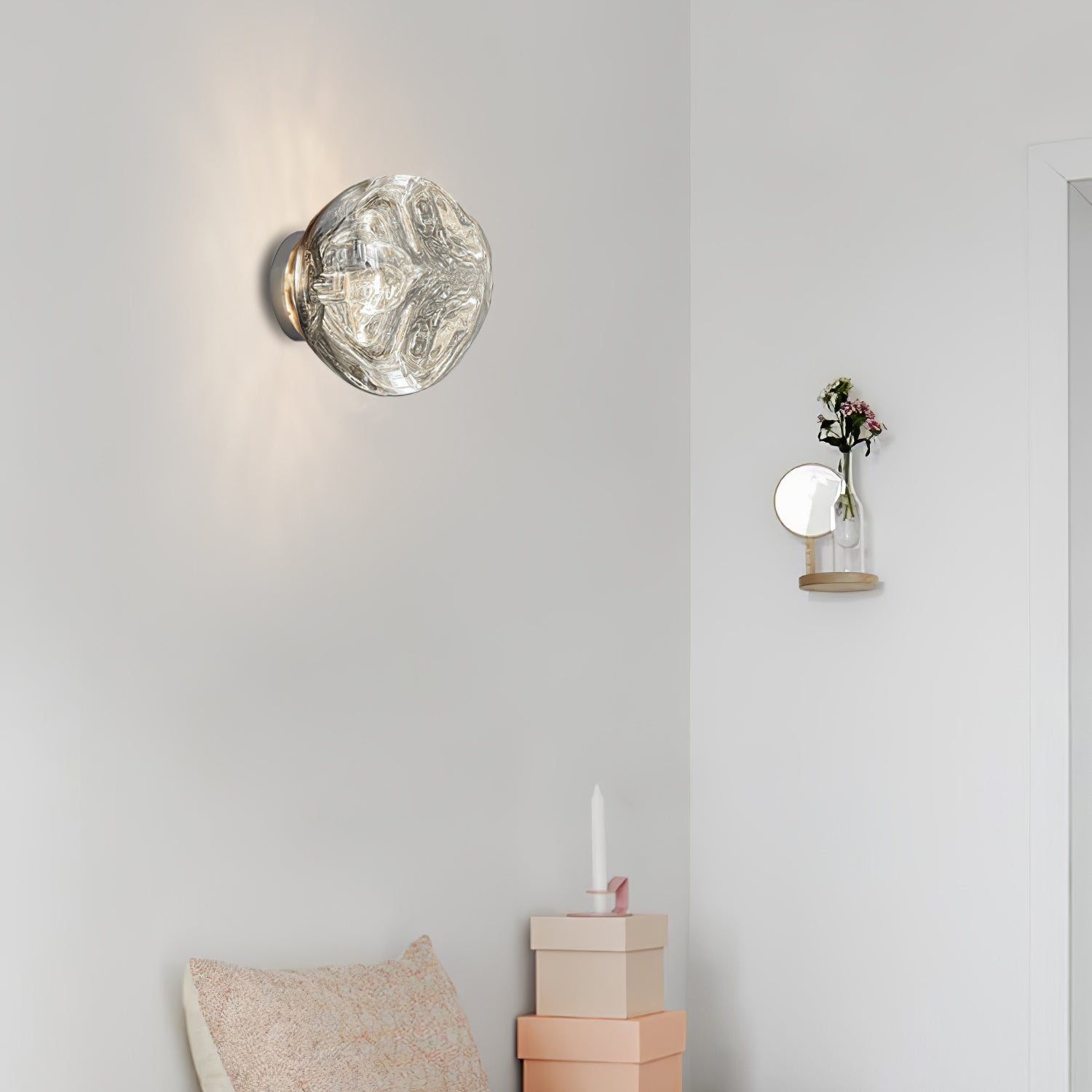 Lava Plug-in Wall Lamp - Blowlighting