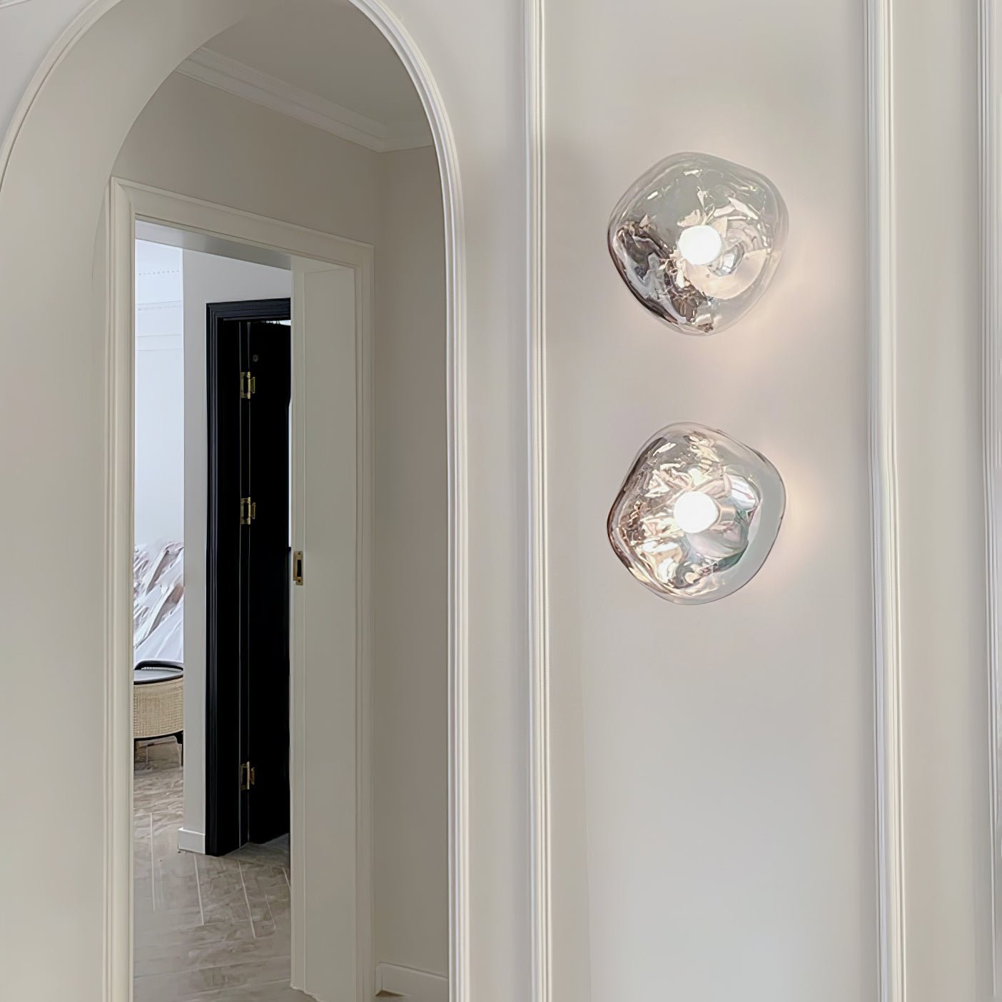 Lava Plug-in Wall Lamp - Blowlighting