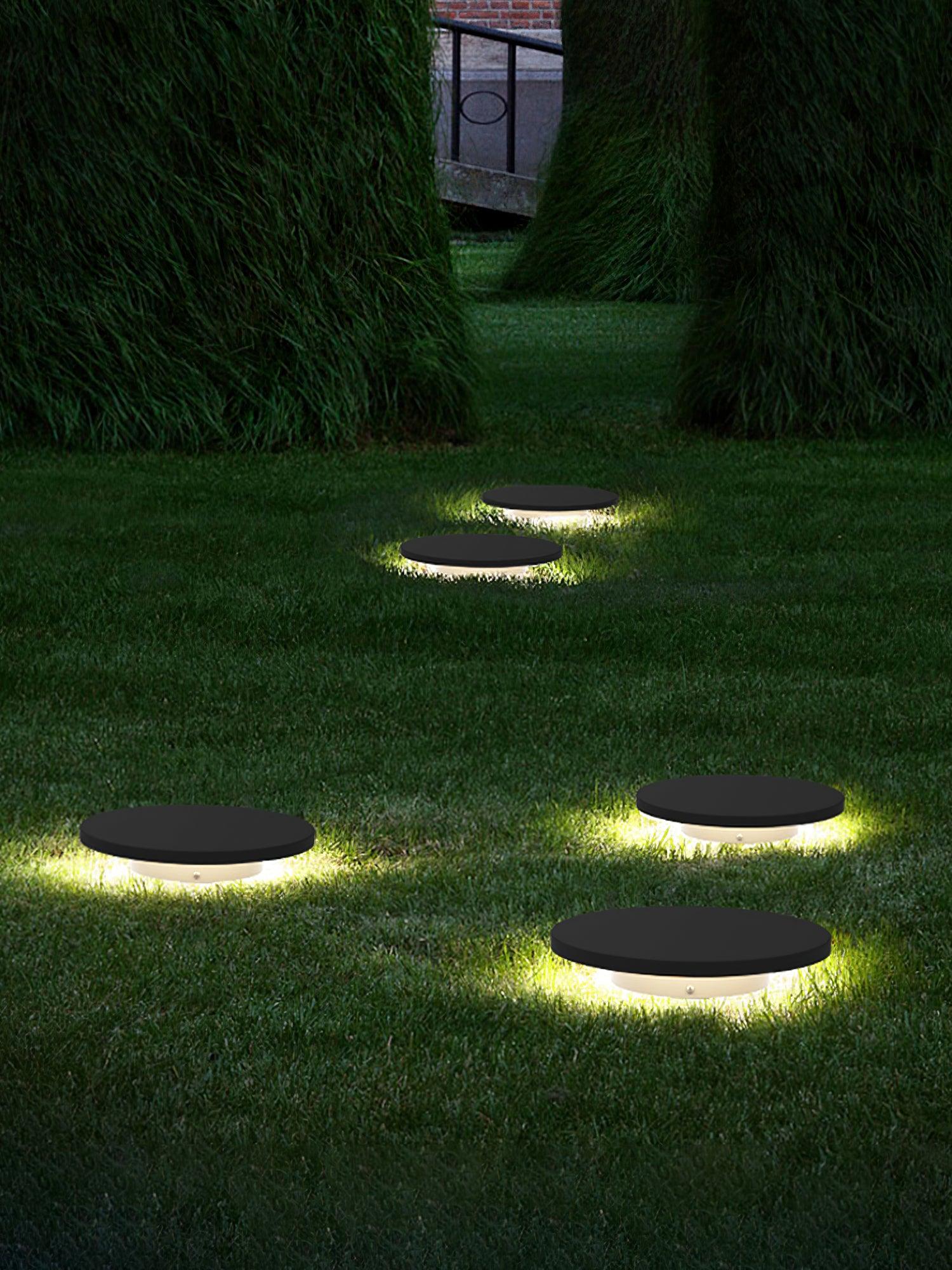 Lawn Nails Outdoor Light - Blowlighting
