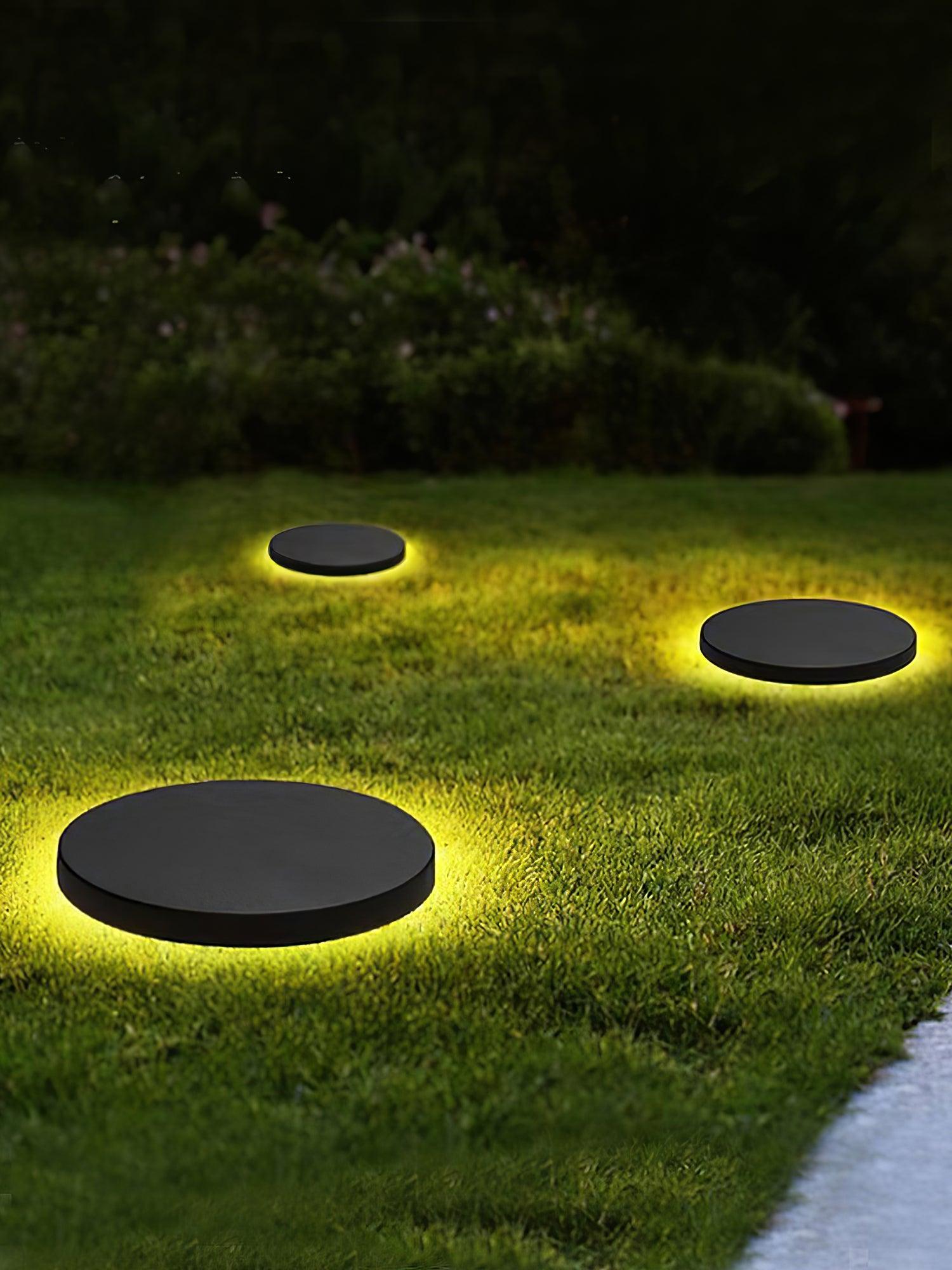 Lawn Nails Outdoor Light - Blowlighting
