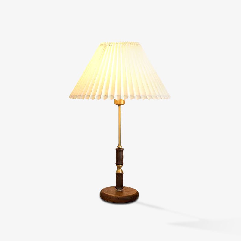 Le Klint Table Lamp - Blowlighting