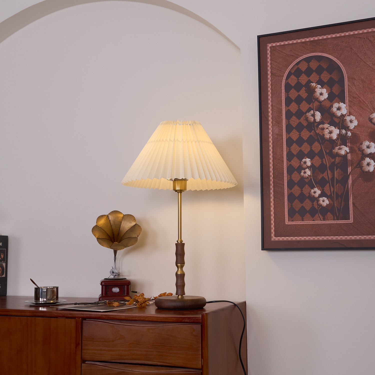 Le Klint Table Lamp - Blowlighting