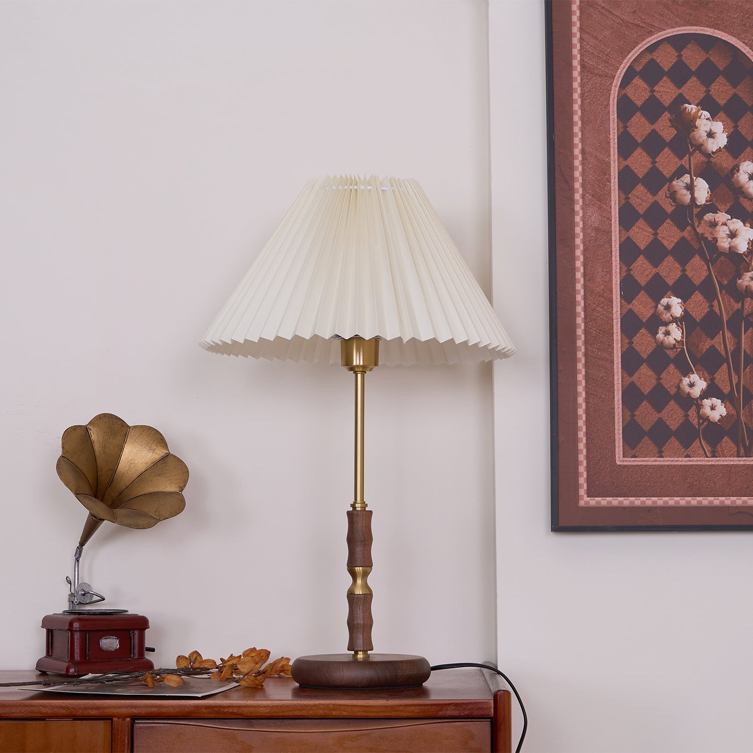 Le Klint Table Lamp - Blowlighting