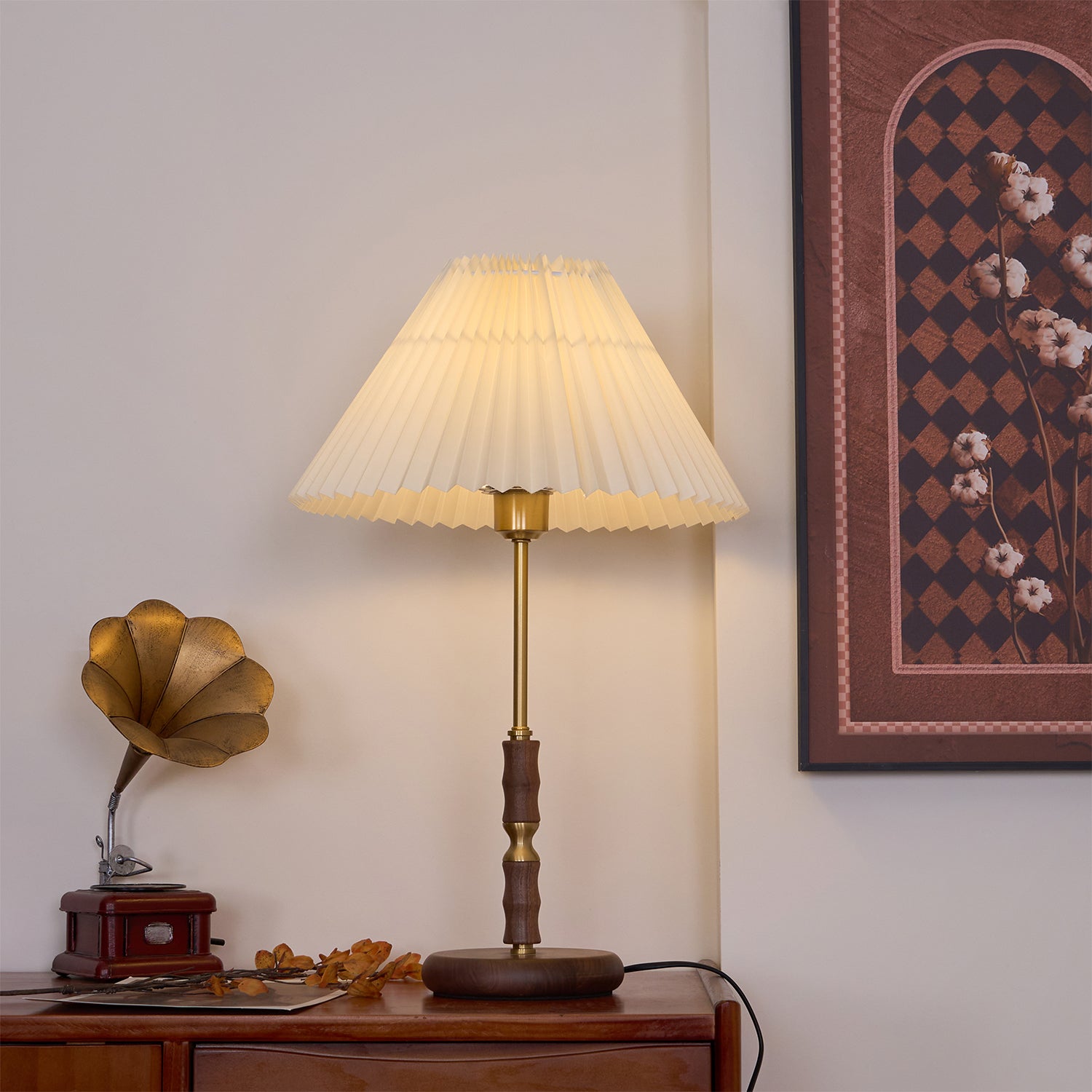 Le Klint Table Lamp - Blowlighting