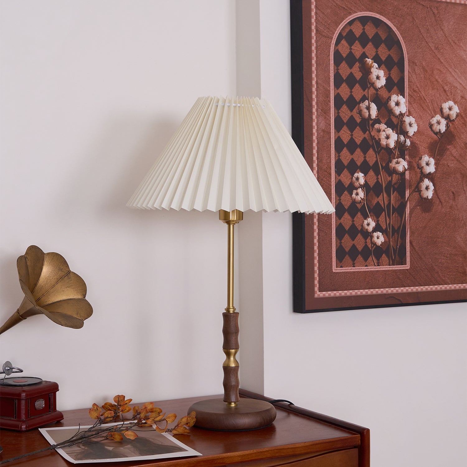Le Klint Table Lamp - Blowlighting