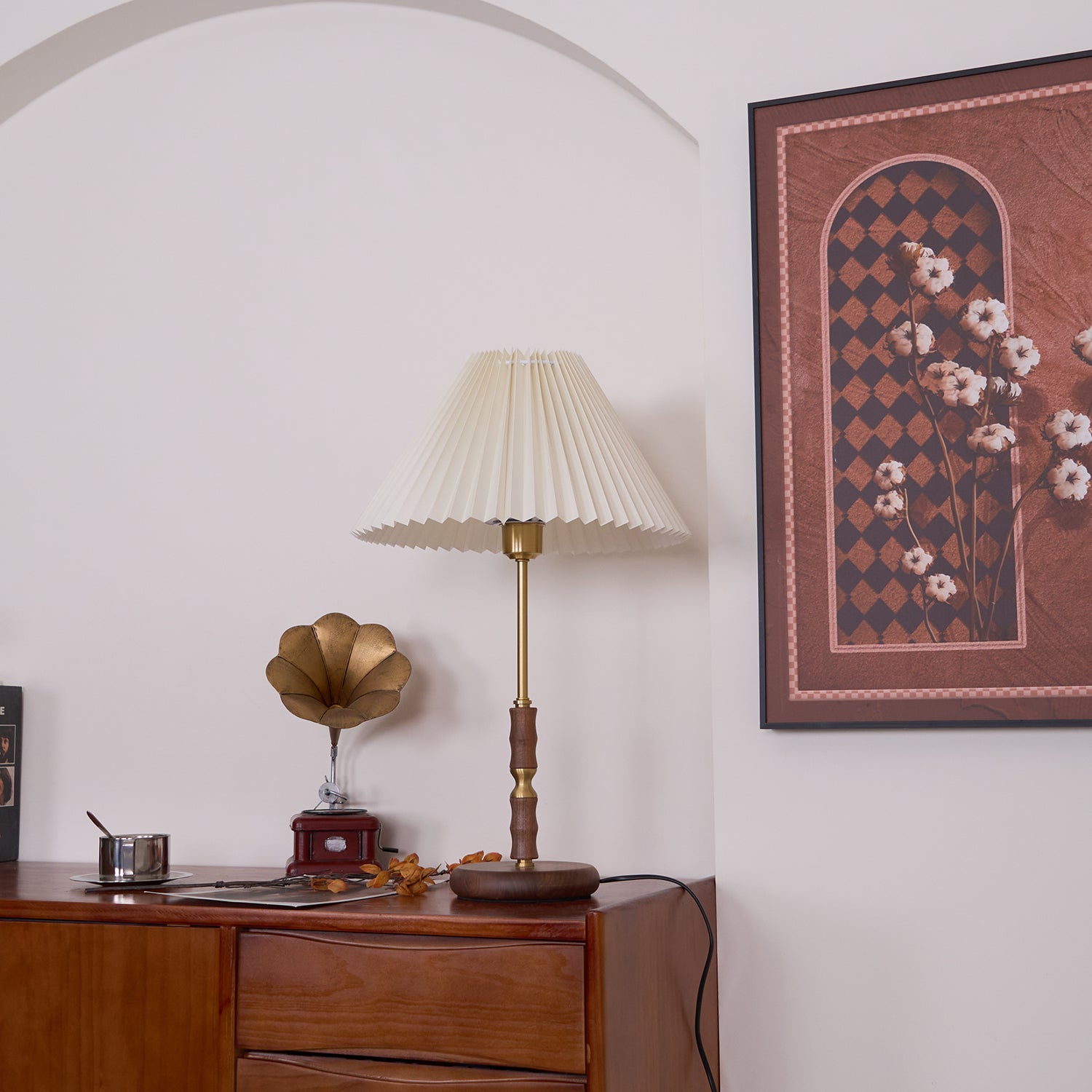 Le Klint Table Lamp - Blowlighting