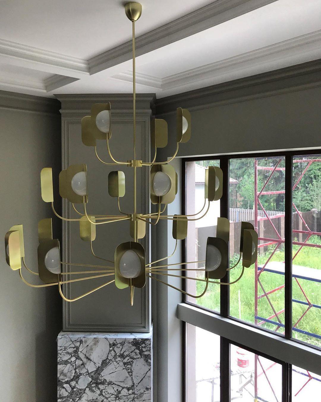LEAF Chandelier - Blowlighting