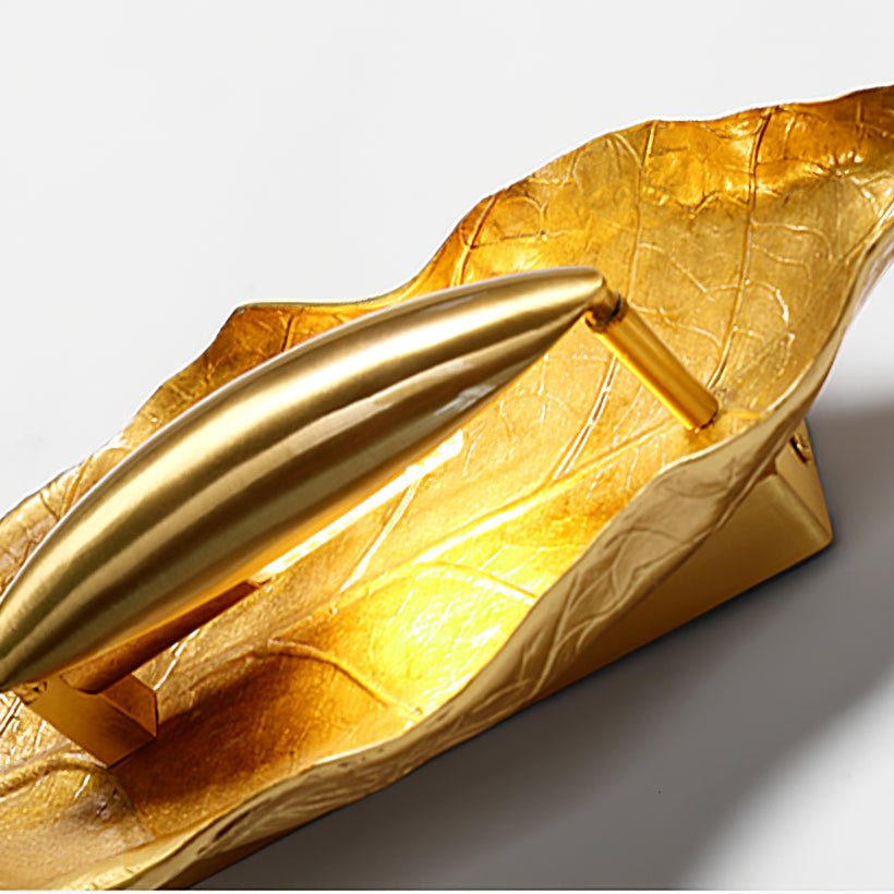 Leaf Brass Wall Lamp - Blowlighting