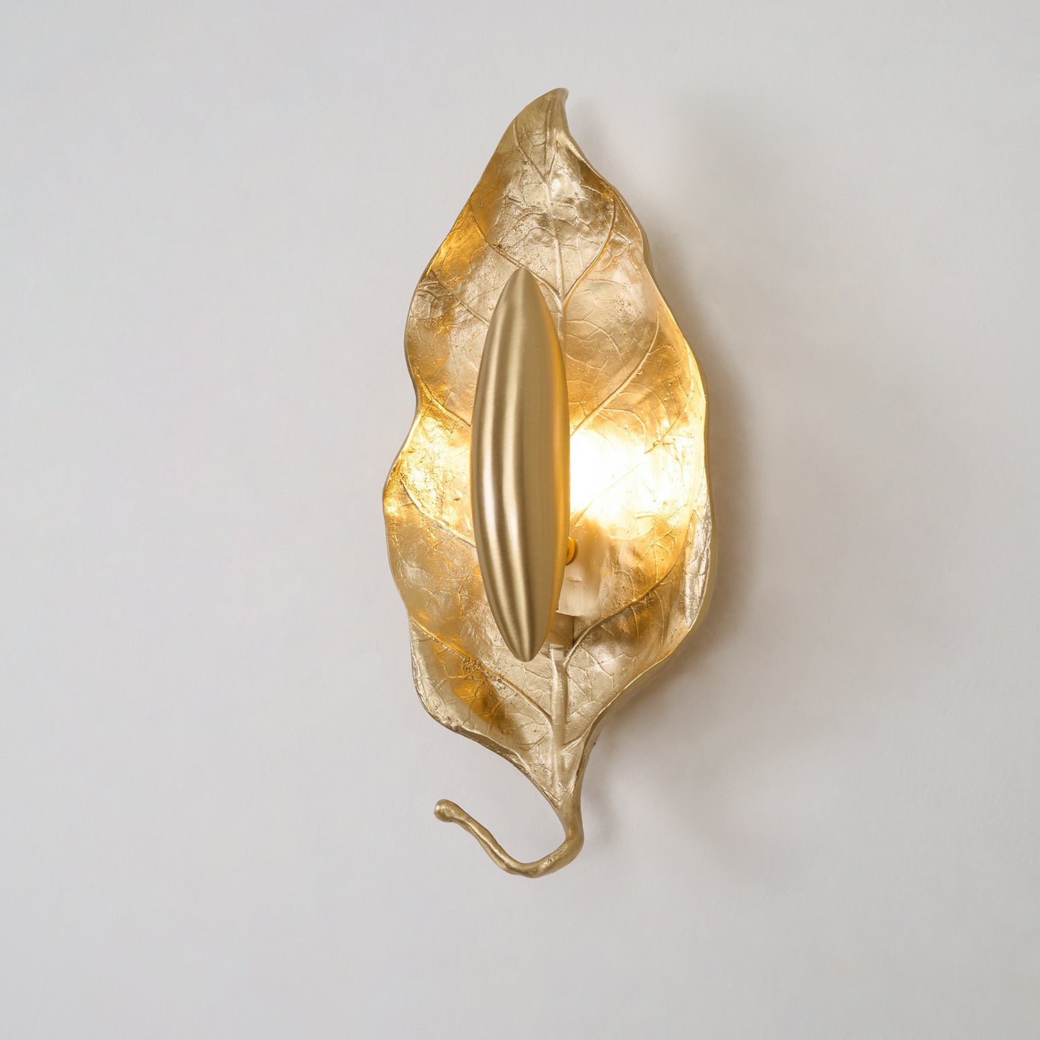 Leaf Brass Wall Lamp - Blowlighting