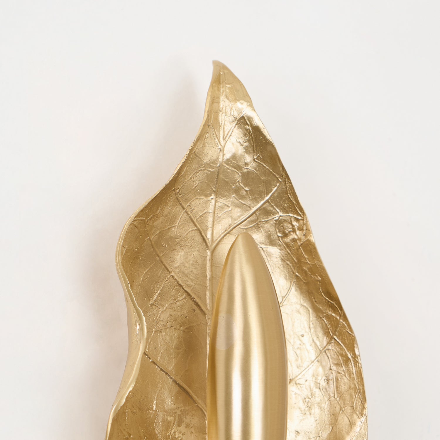 Leaf Brass Wall Lamp - Blowlighting