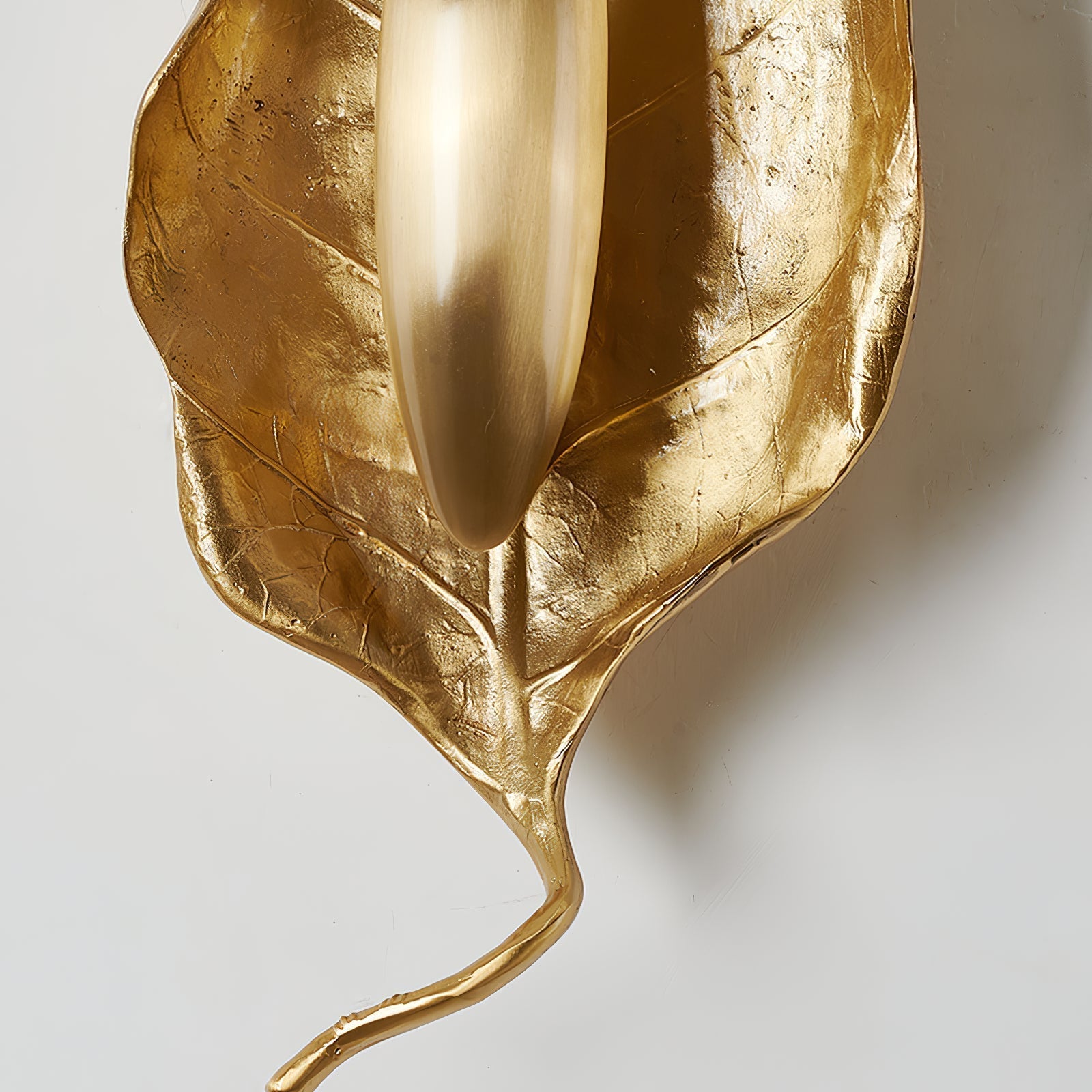 Leaf Brass Wall Lamp - Blowlighting