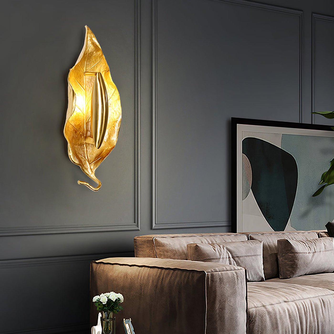 Leaf Brass Wall Lamp - Blowlighting