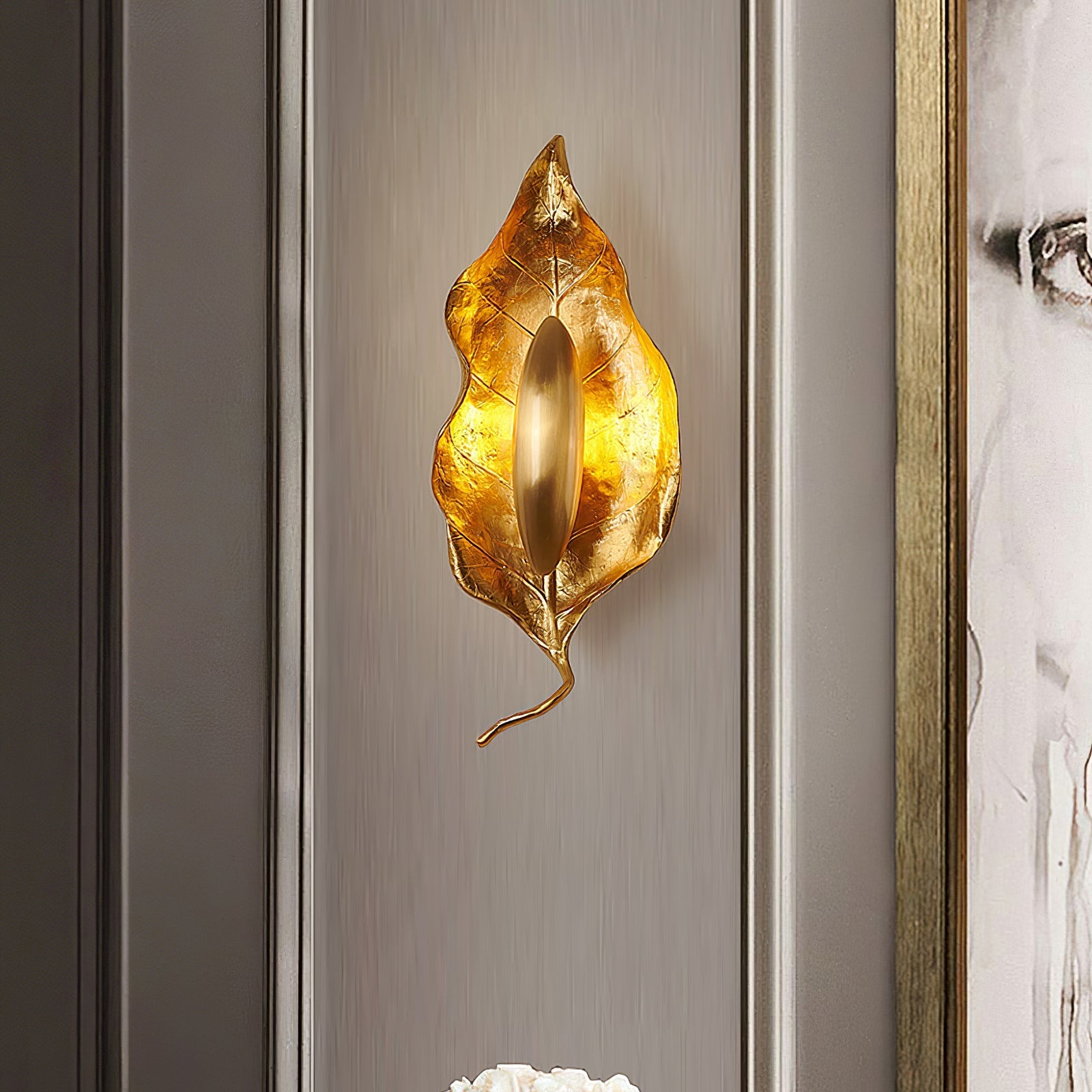 Leaf Brass Wall Lamp - Blowlighting