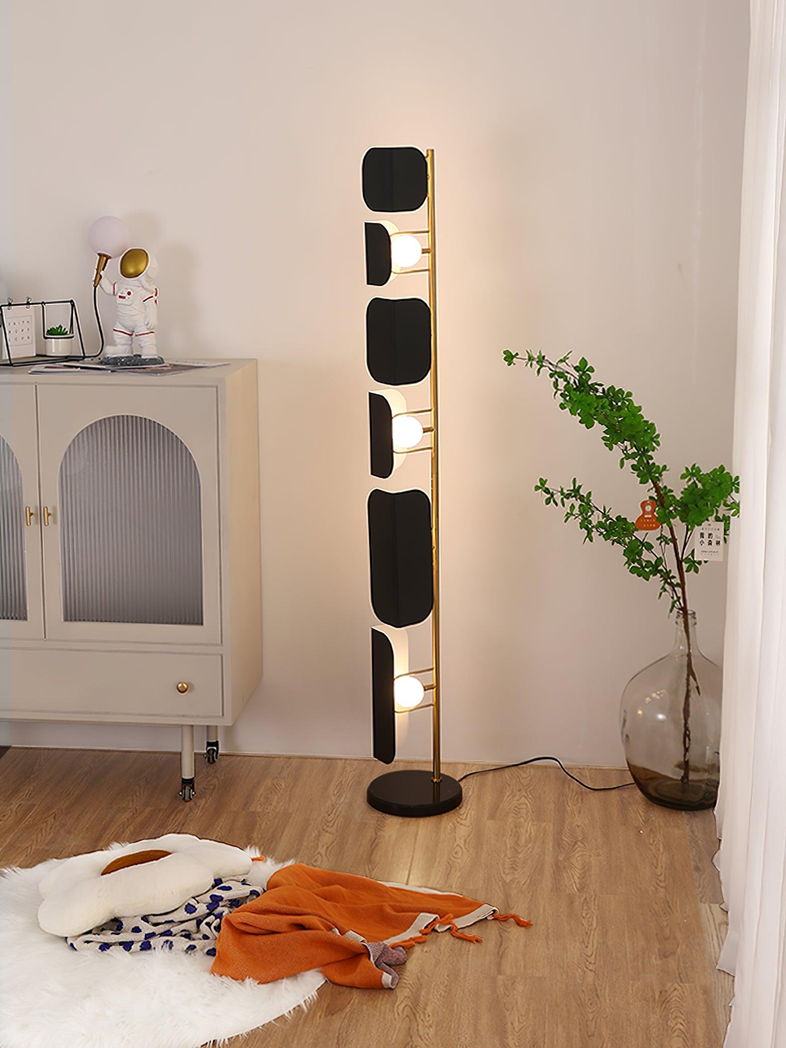Leagan Floor Lamp - Blowlighting
