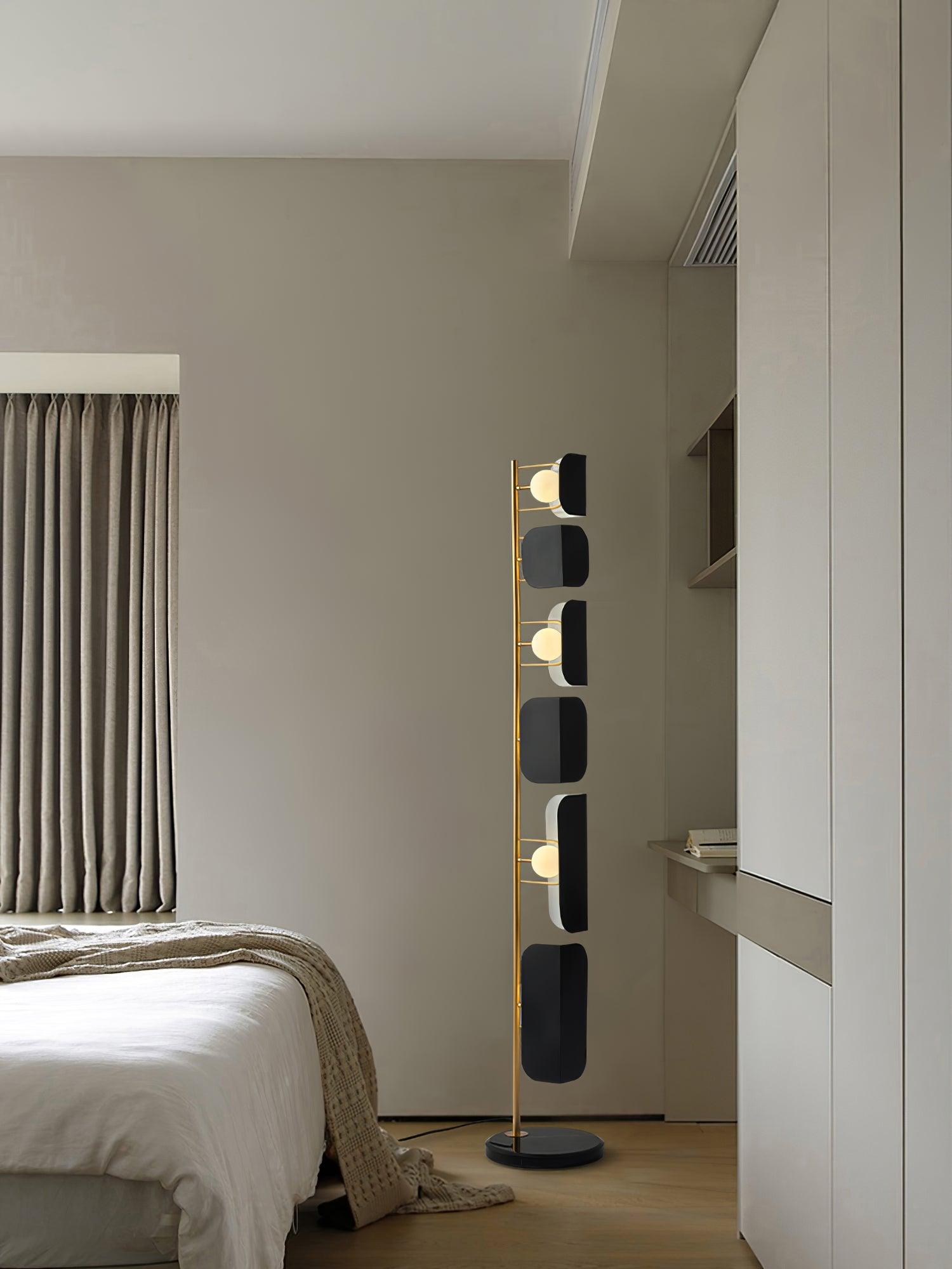 Leagan Floor Lamp - Blowlighting