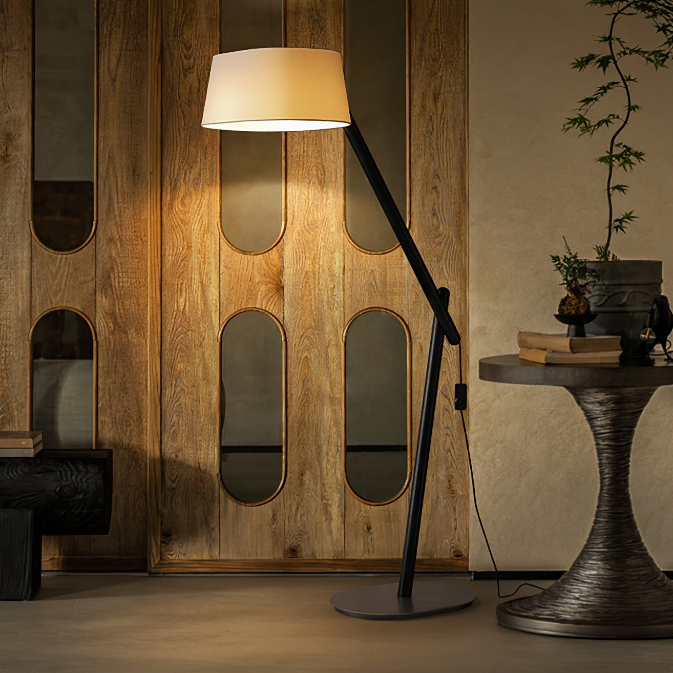 Lean Pivot Floor Lamp - Blowlighting