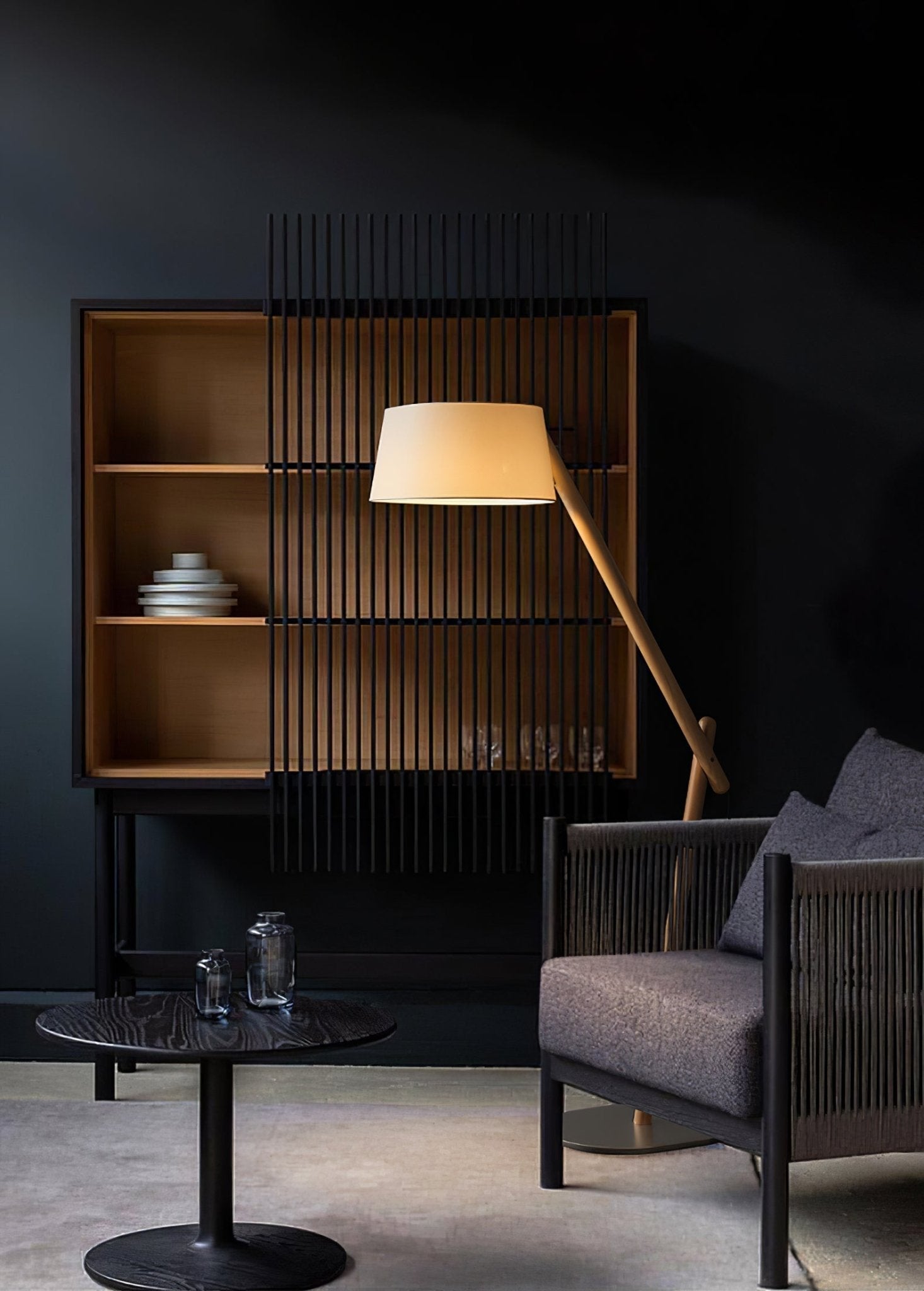 Lean Pivot Floor Lamp - Blowlighting