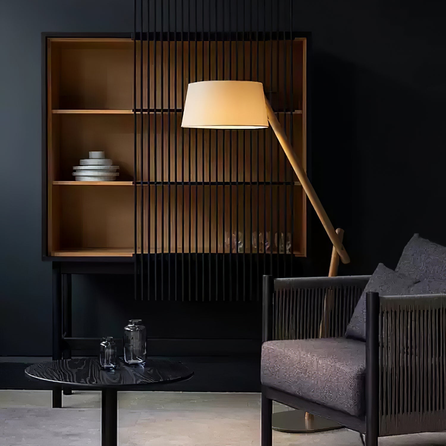 Lean Pivot Floor Lamp - Blowlighting