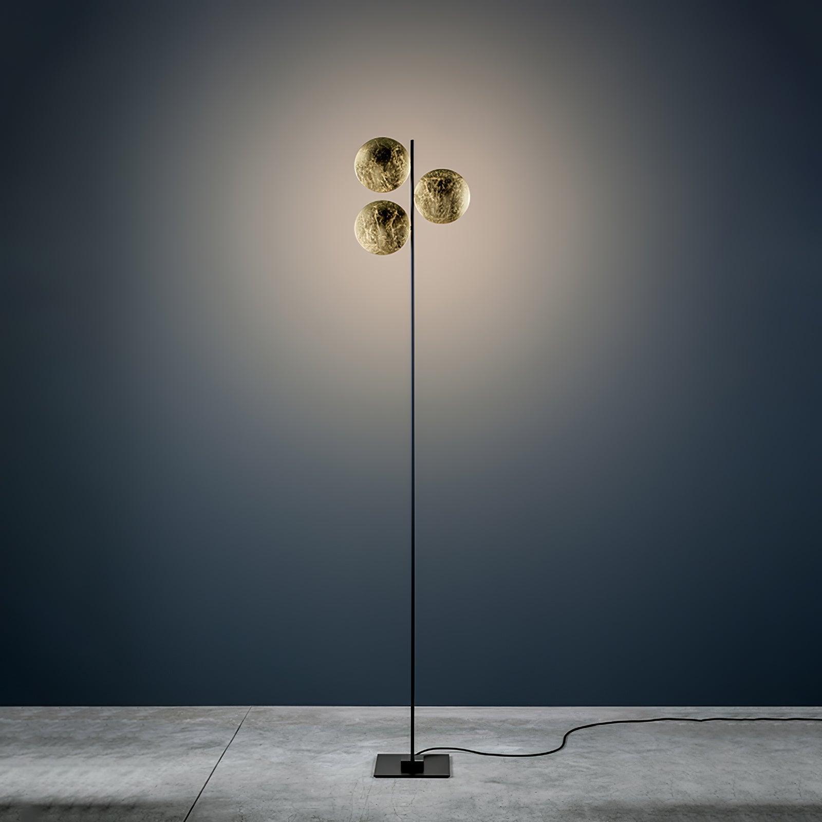 Axial Ray Sculptural Floor Lamp - Blowlighting