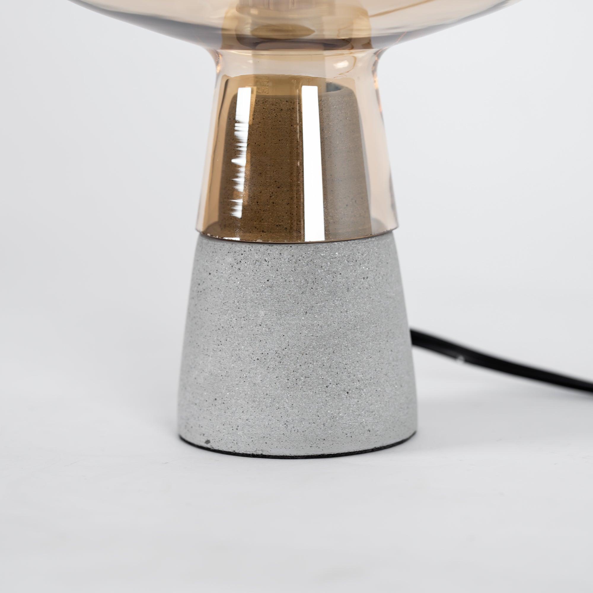 Leimu Table Lamp - Blowlighting
