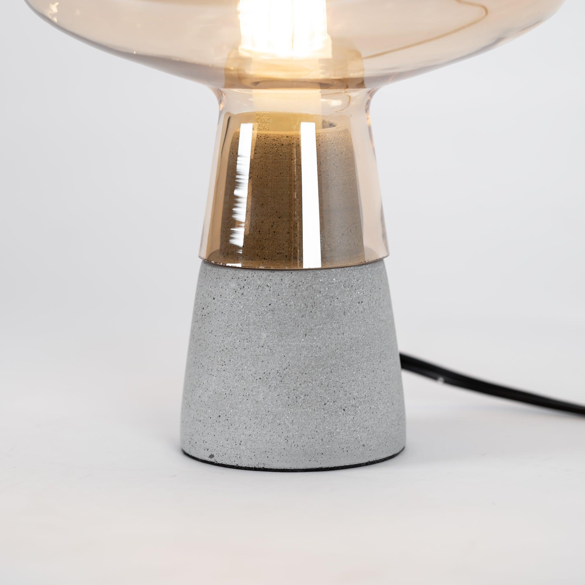 Leimu Table Lamp - Blowlighting