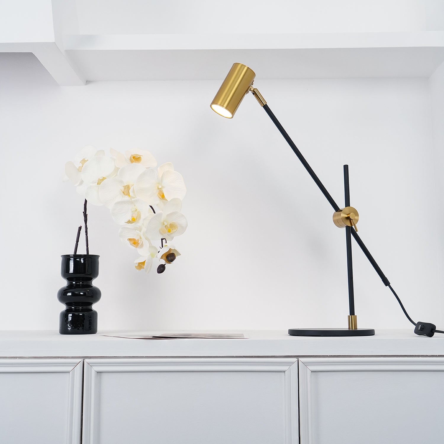 Lektor Table Lamp - Blowlighting