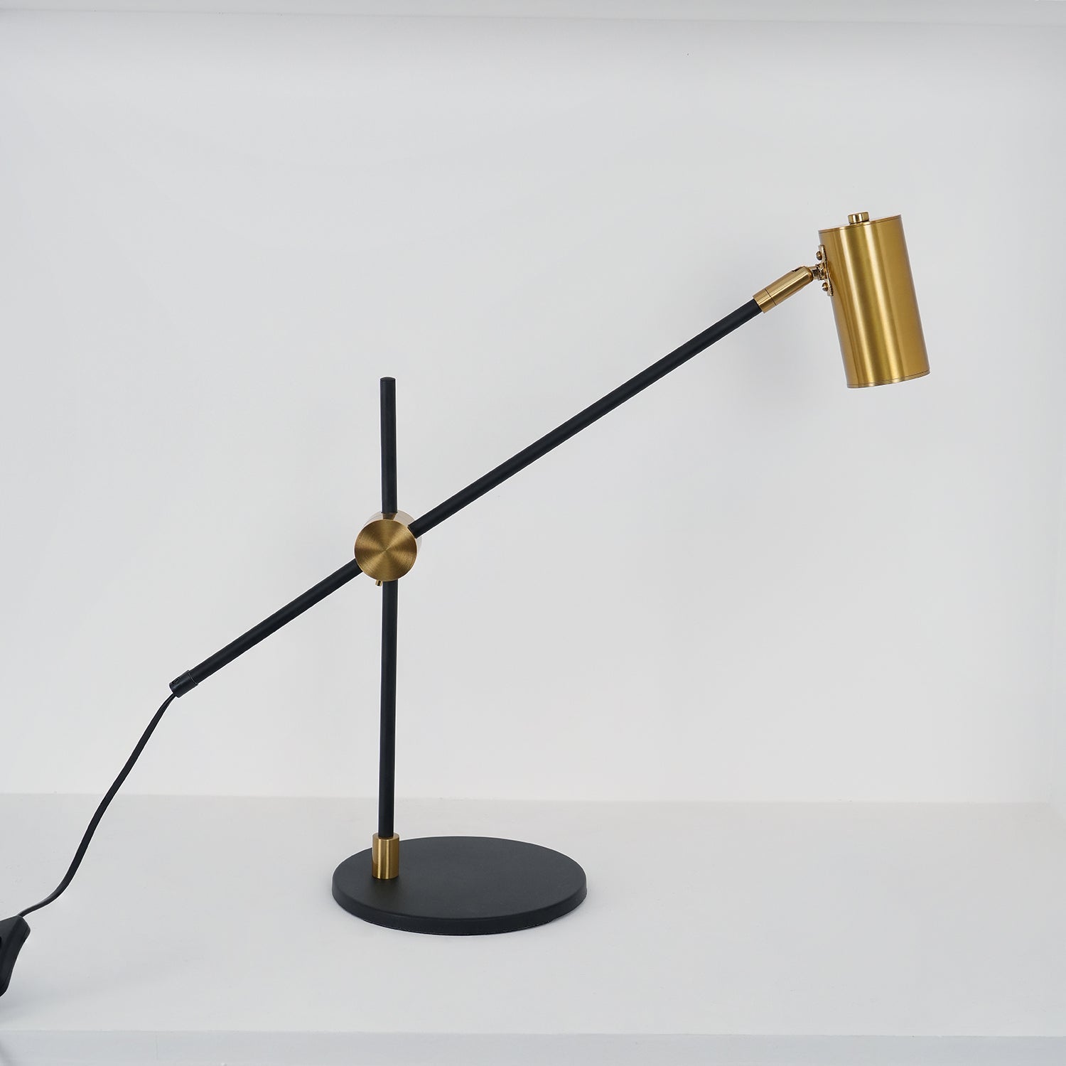 Lektor Table Lamp - Blowlighting