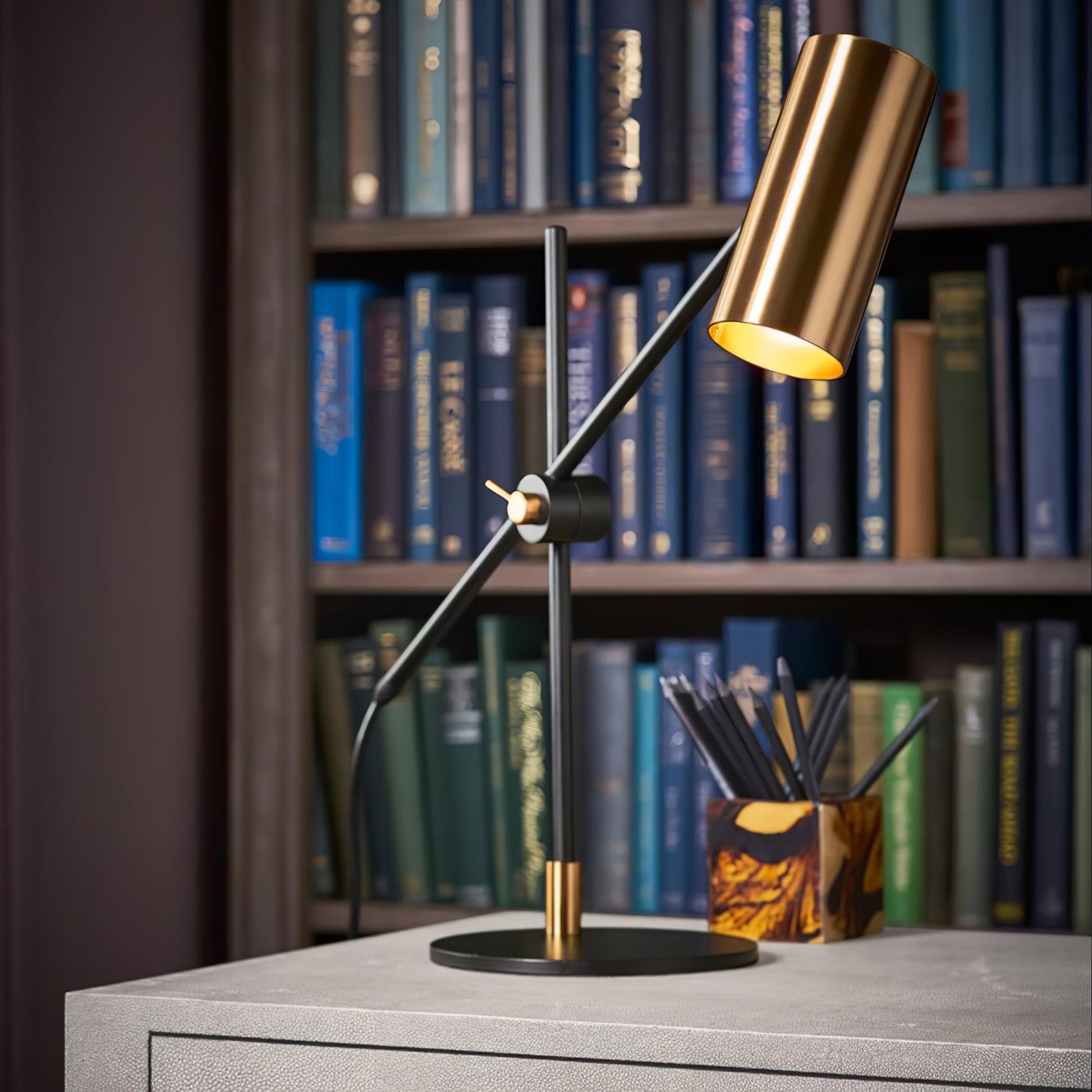 Lektor Table Lamp - Blowlighting