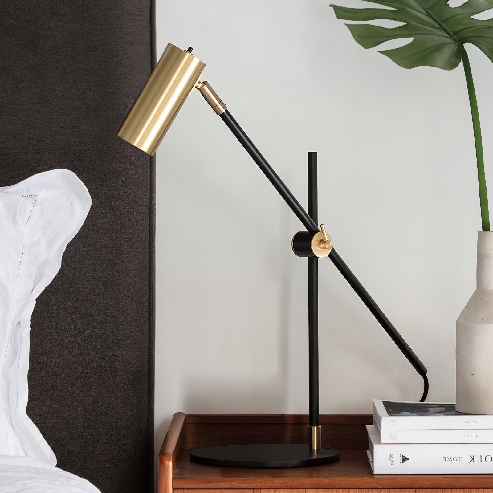 Lektor Table Lamp - Blowlighting